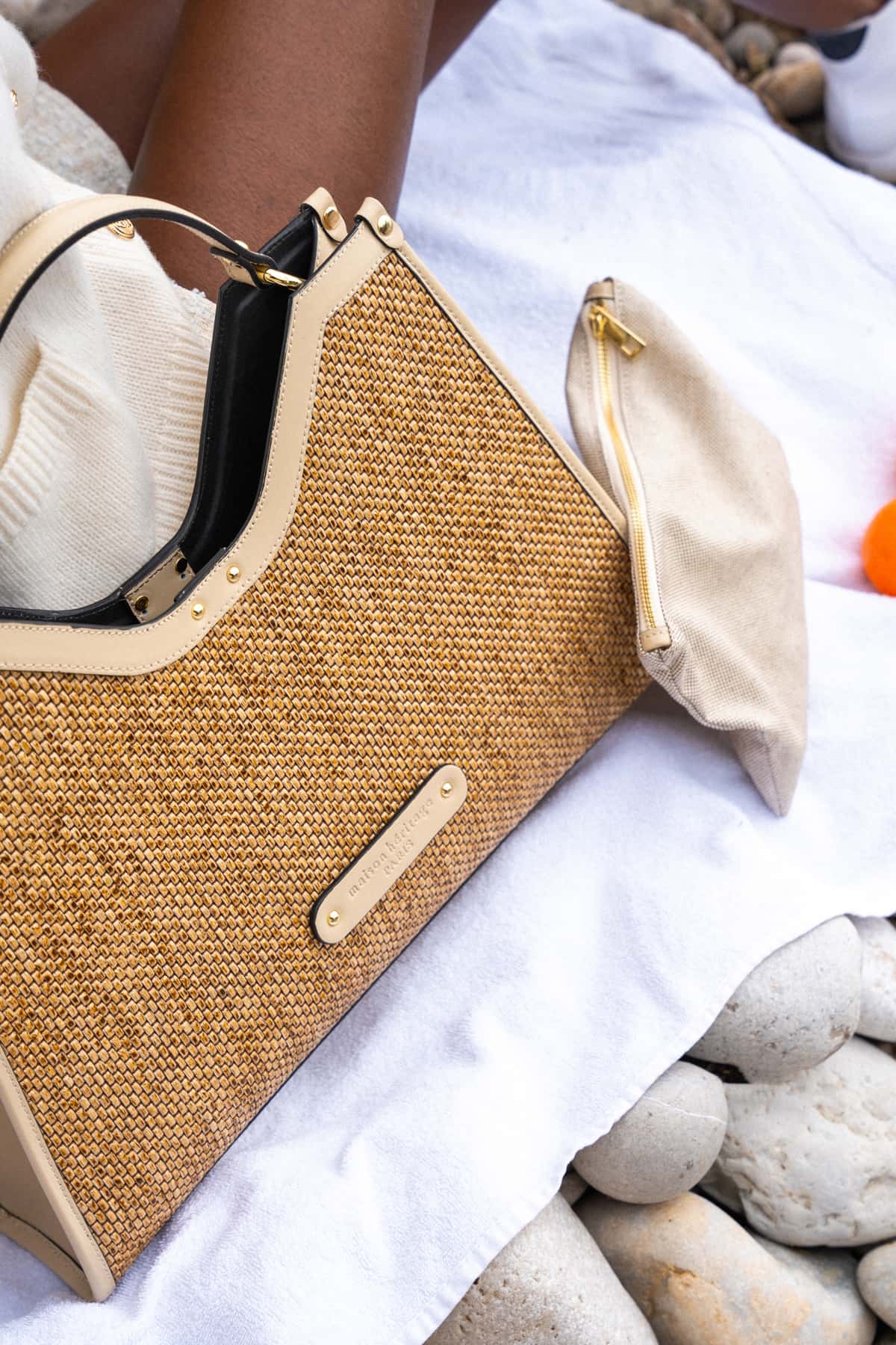 Cassis Beige