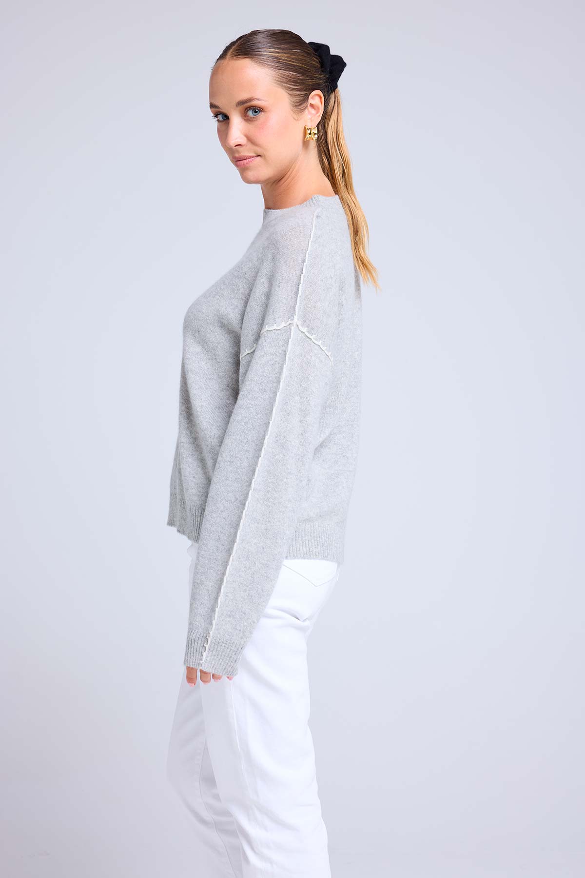 Clarisse gris clair blanc