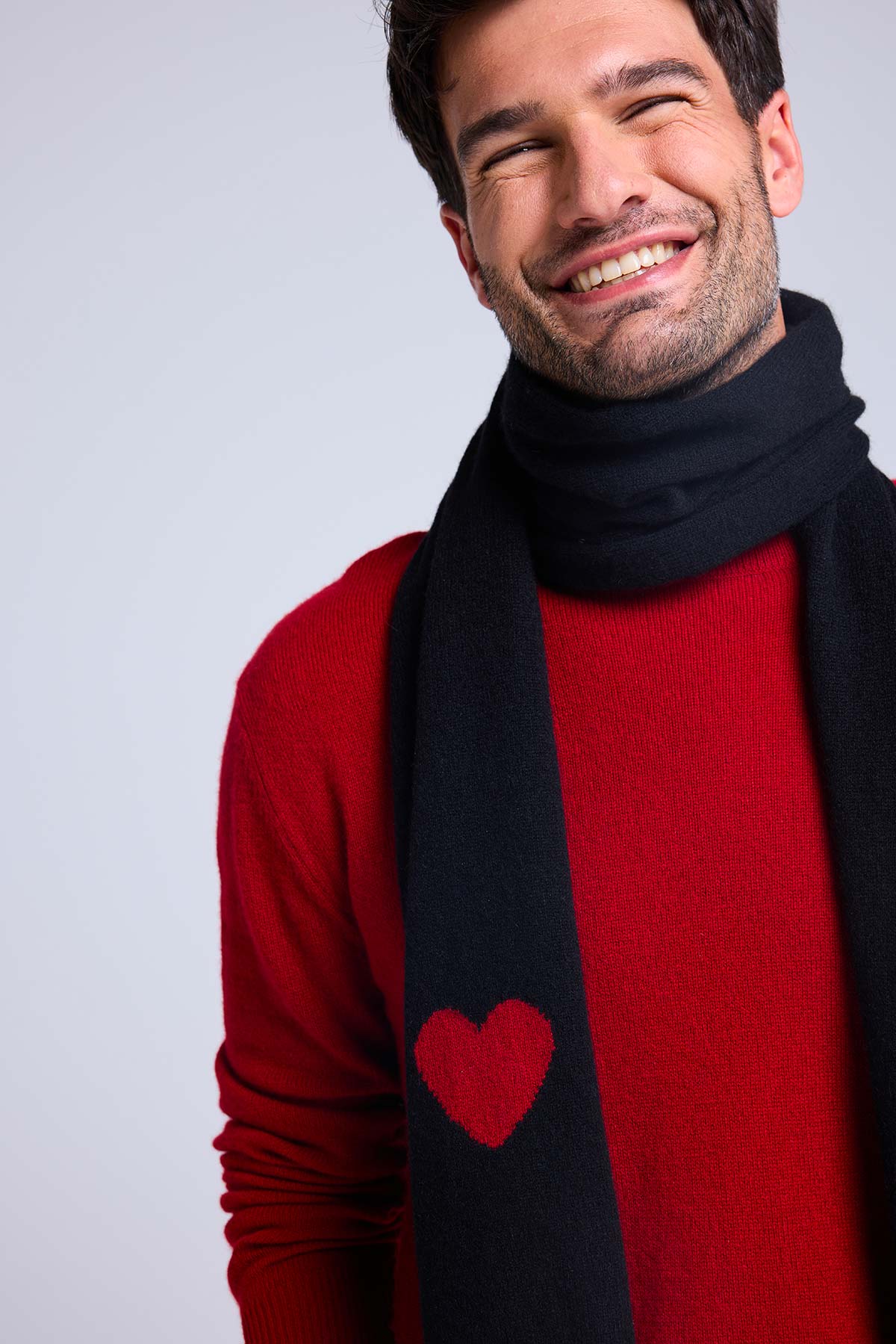 Echarpe noir rouge