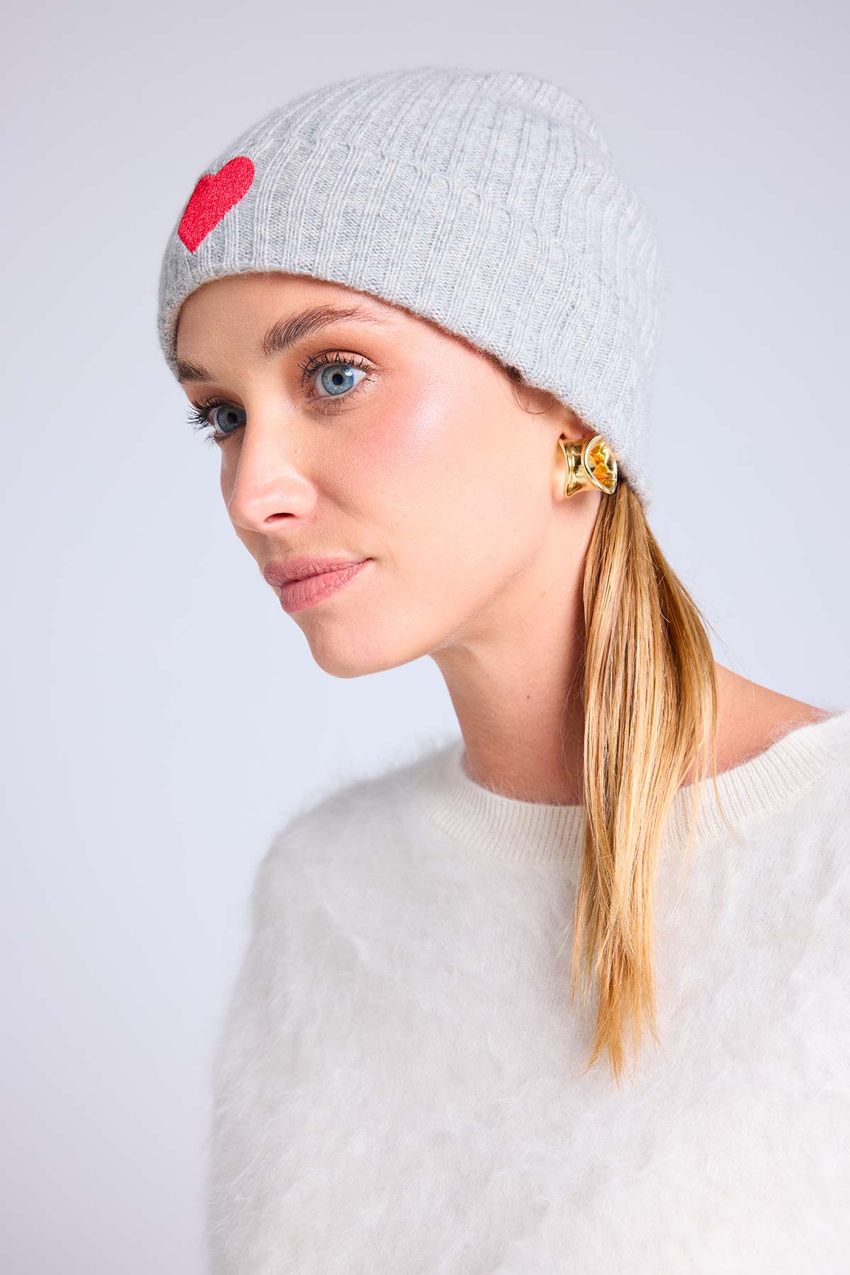 Bonnet gris clair rouge