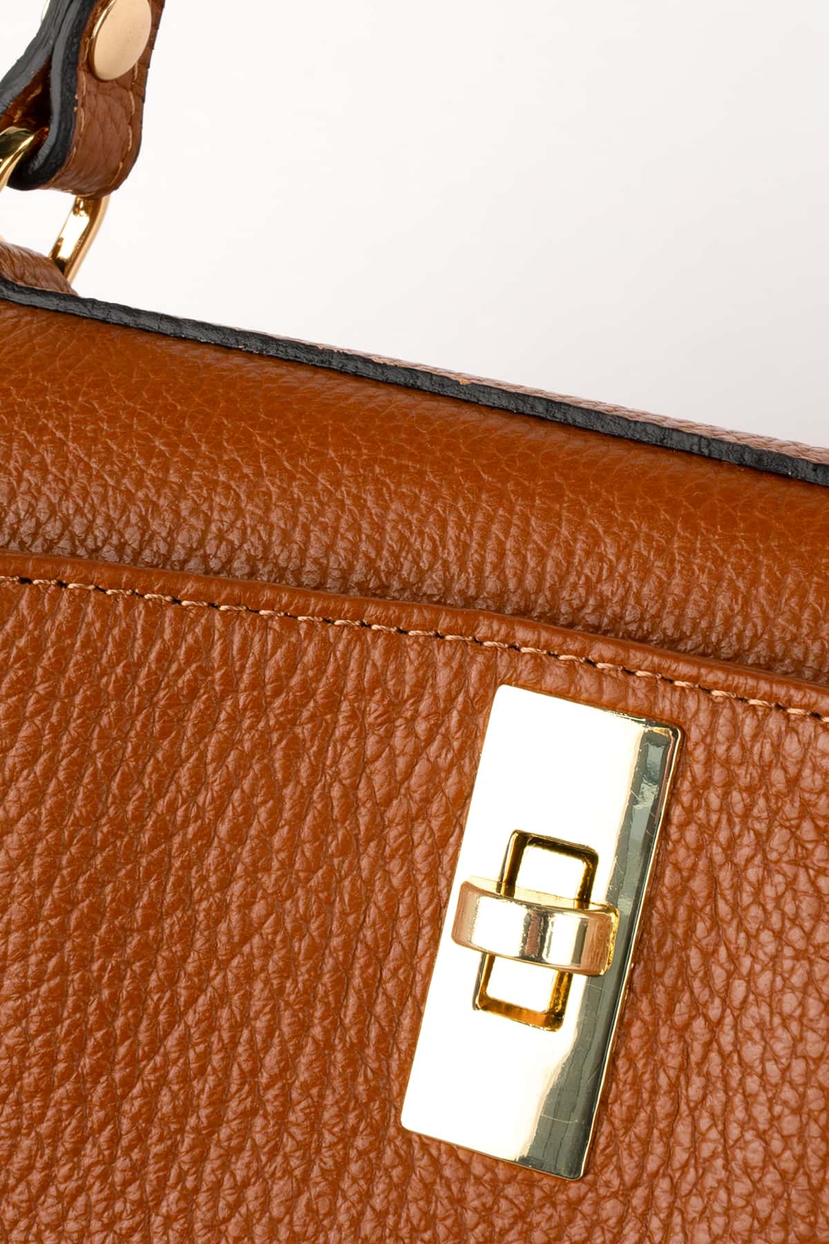 Talia Camel