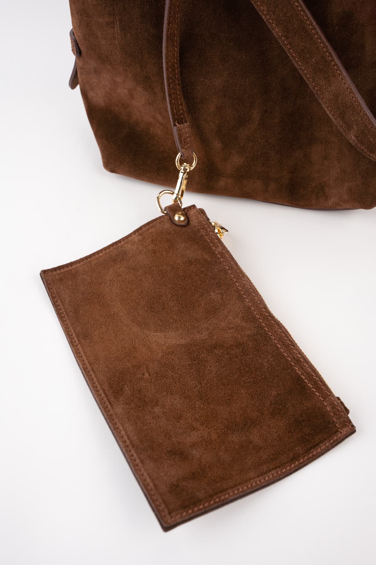 Lok Suede