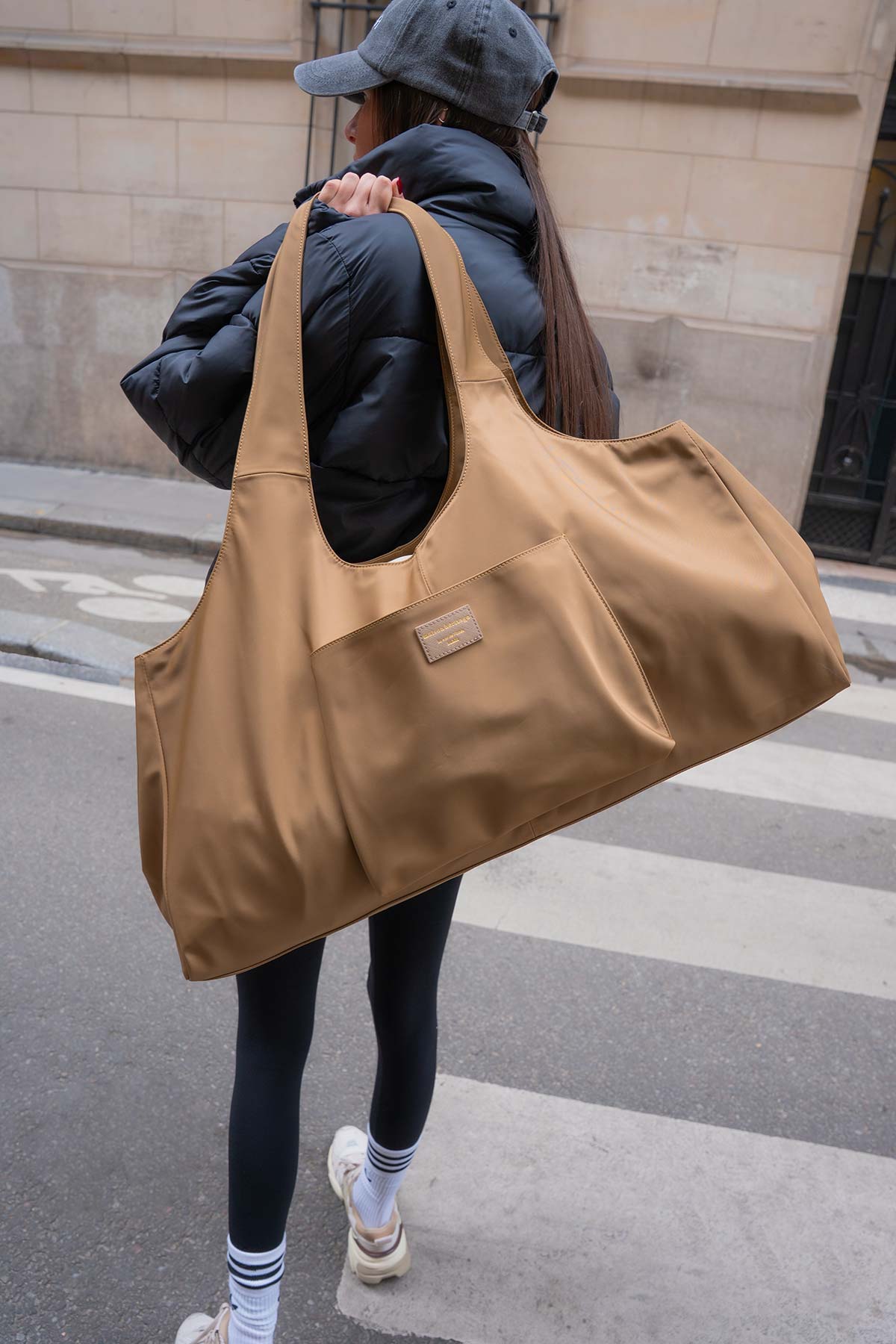 Loop Taupe