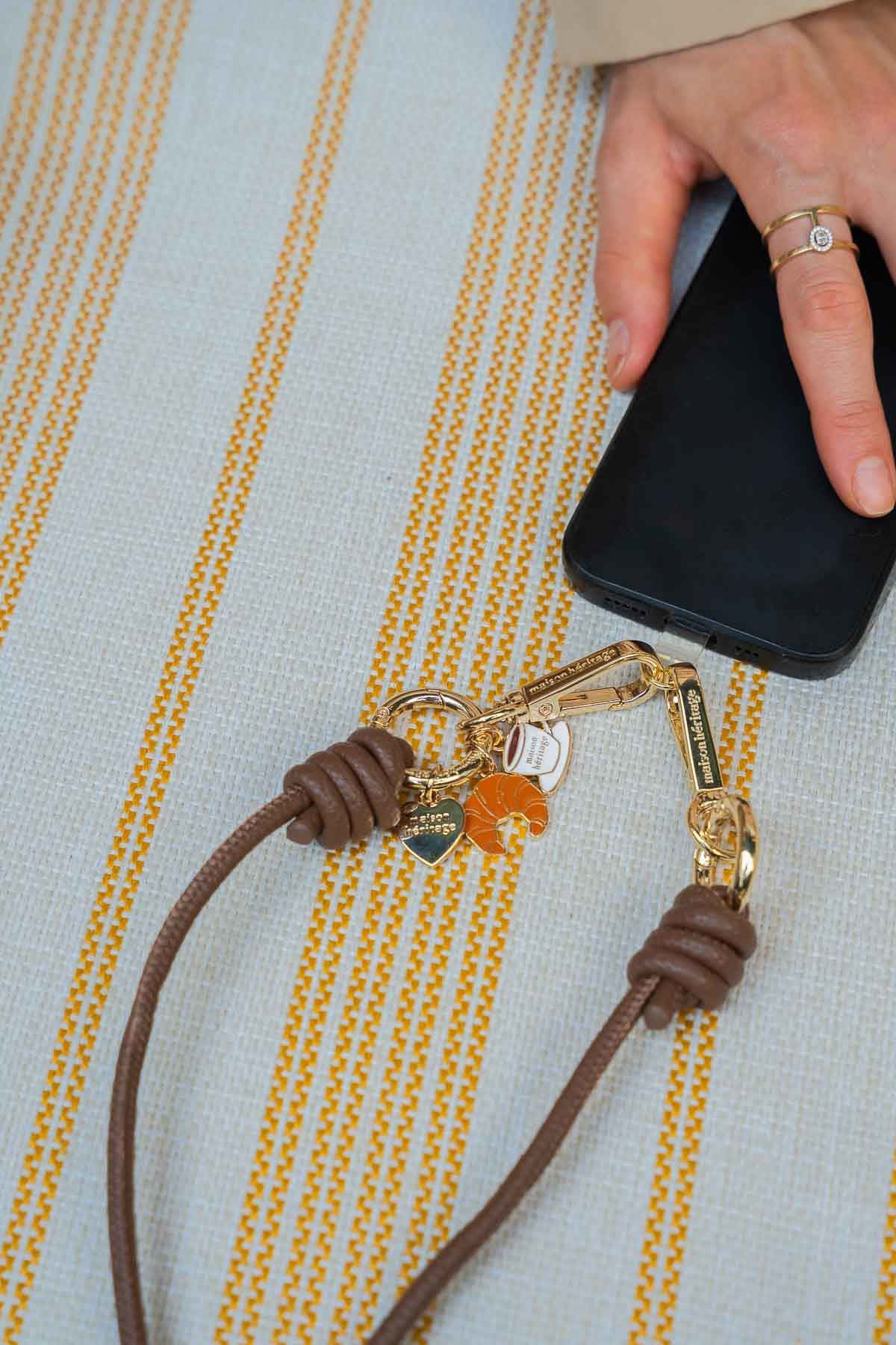 Corde pour téléphone - Isen Croissant Camel