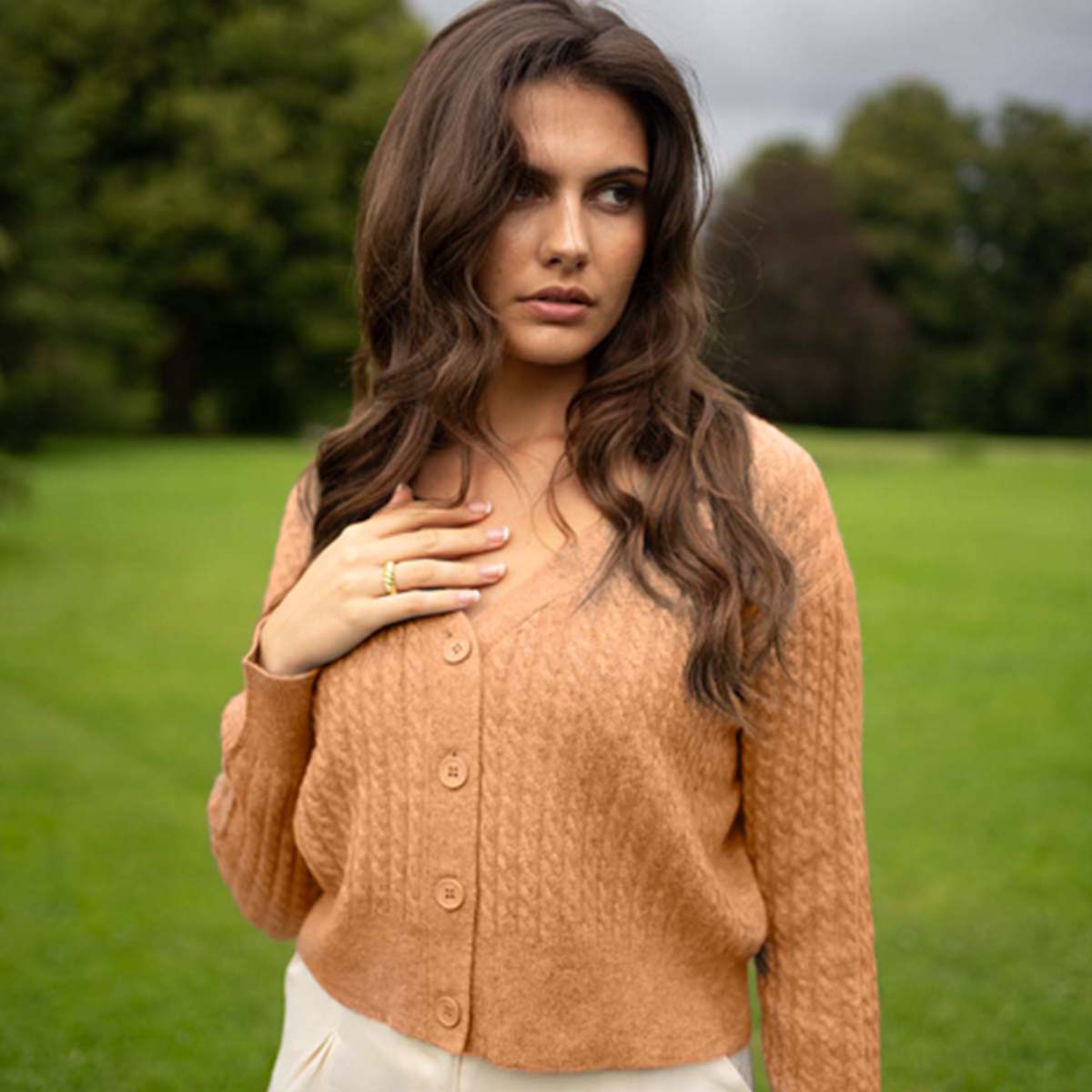 Zikaria beige