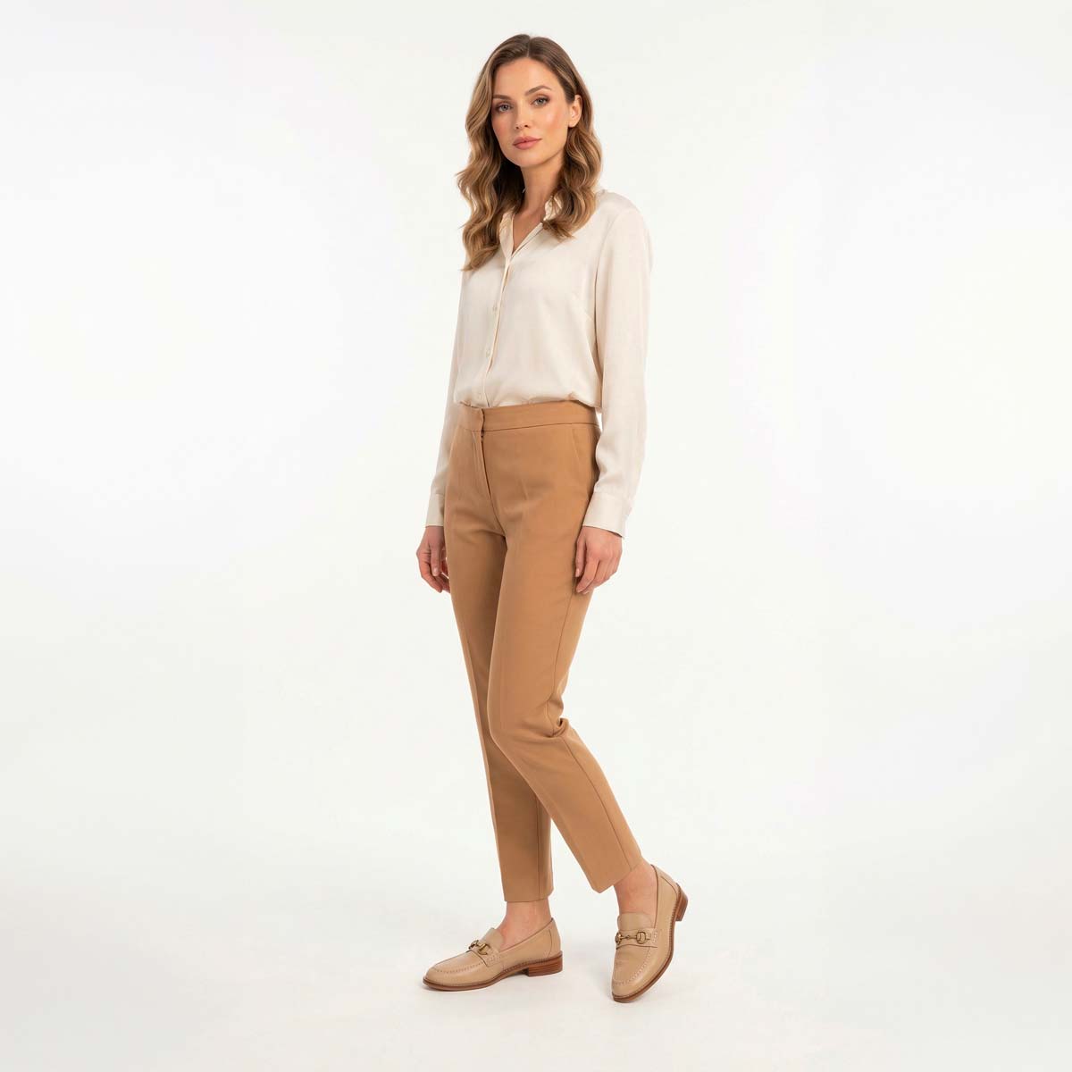 Calyra - Beige