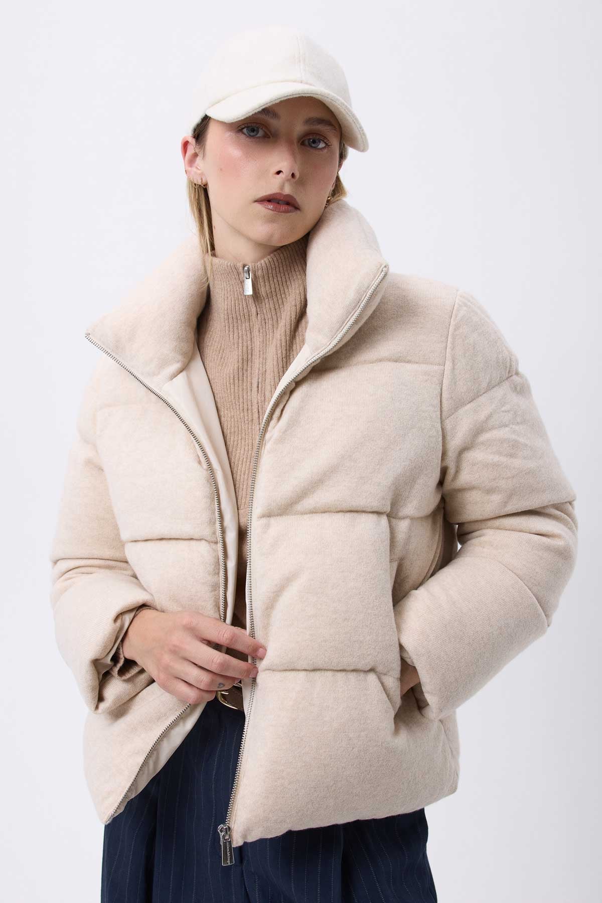 Capcwmh beige
