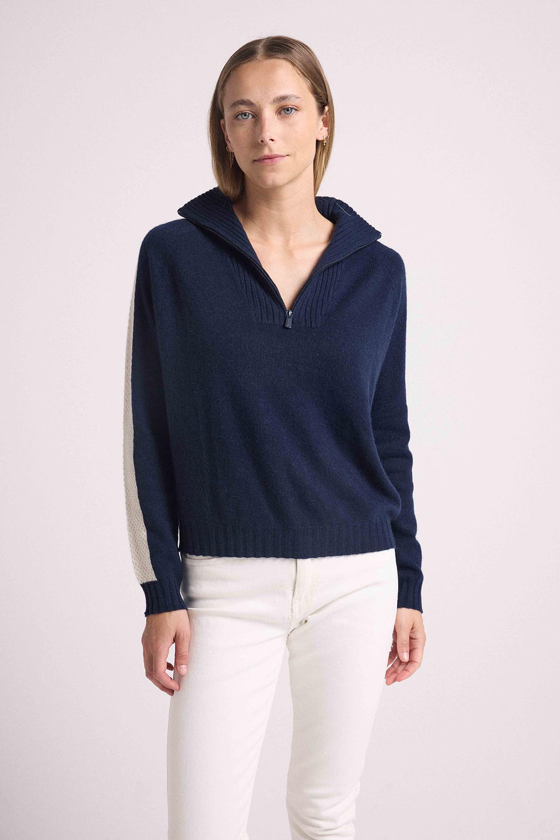 Caroline marine blanc