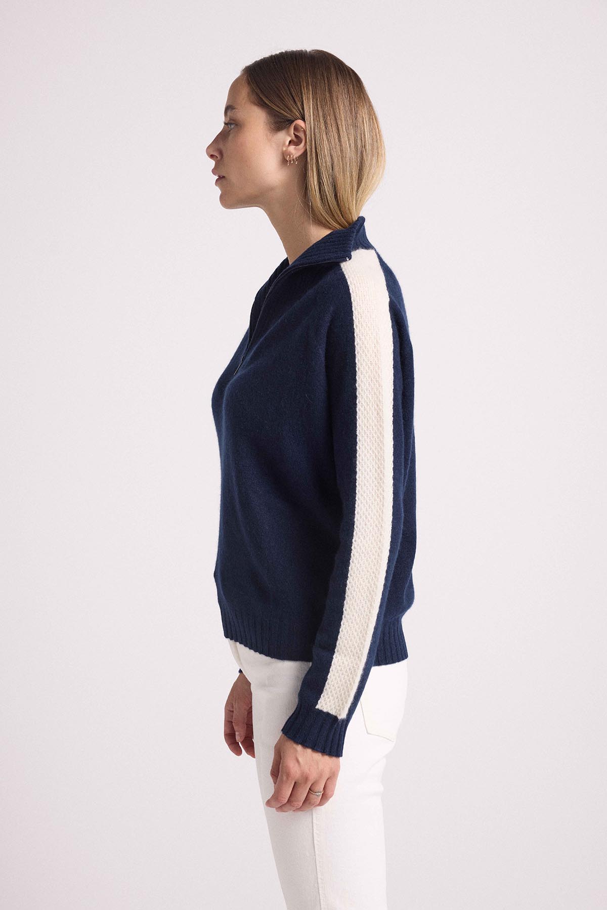 Caroline marine blanc