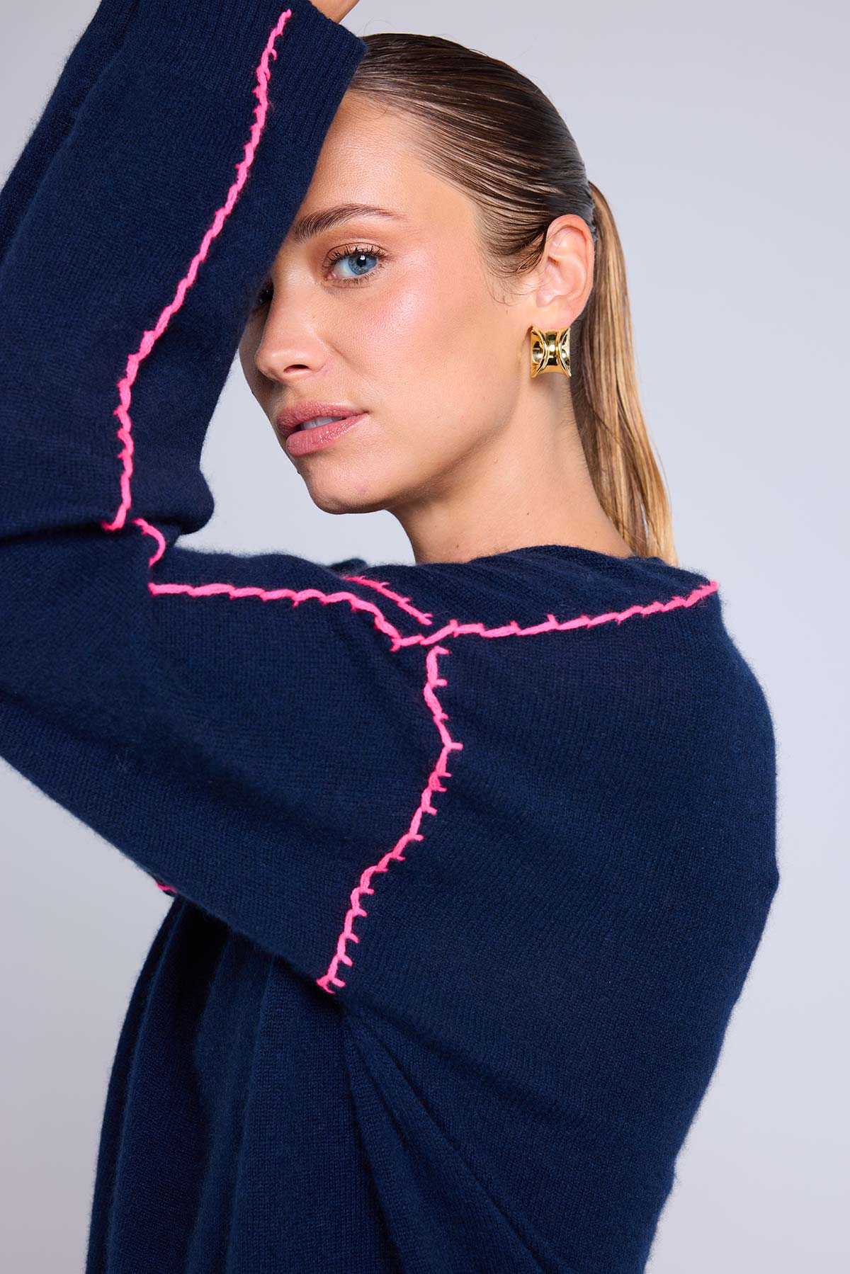 Clarisse bleu marine rose fluo