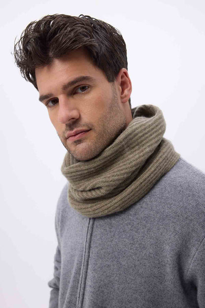 Col vert khaki