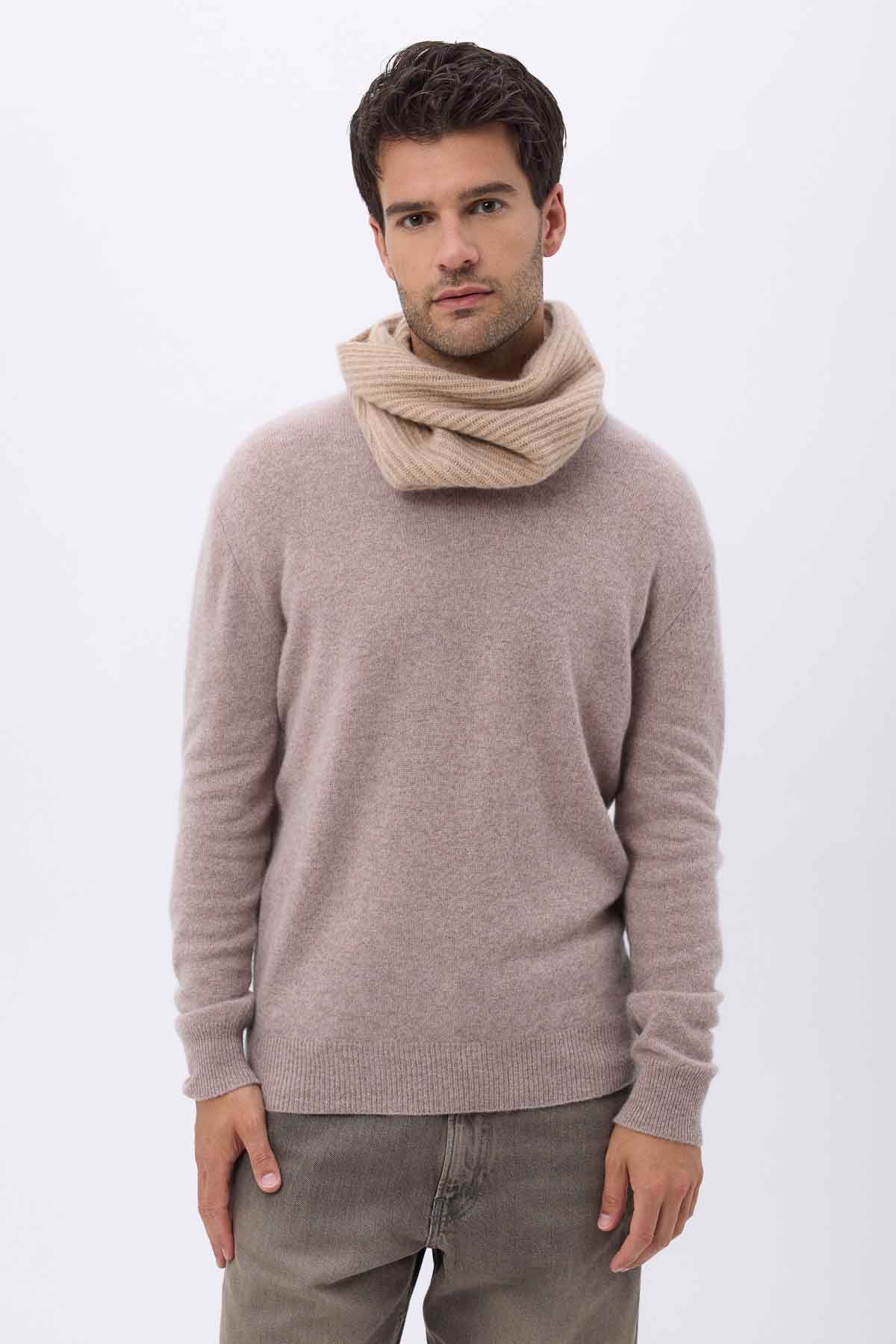 Col beige creme