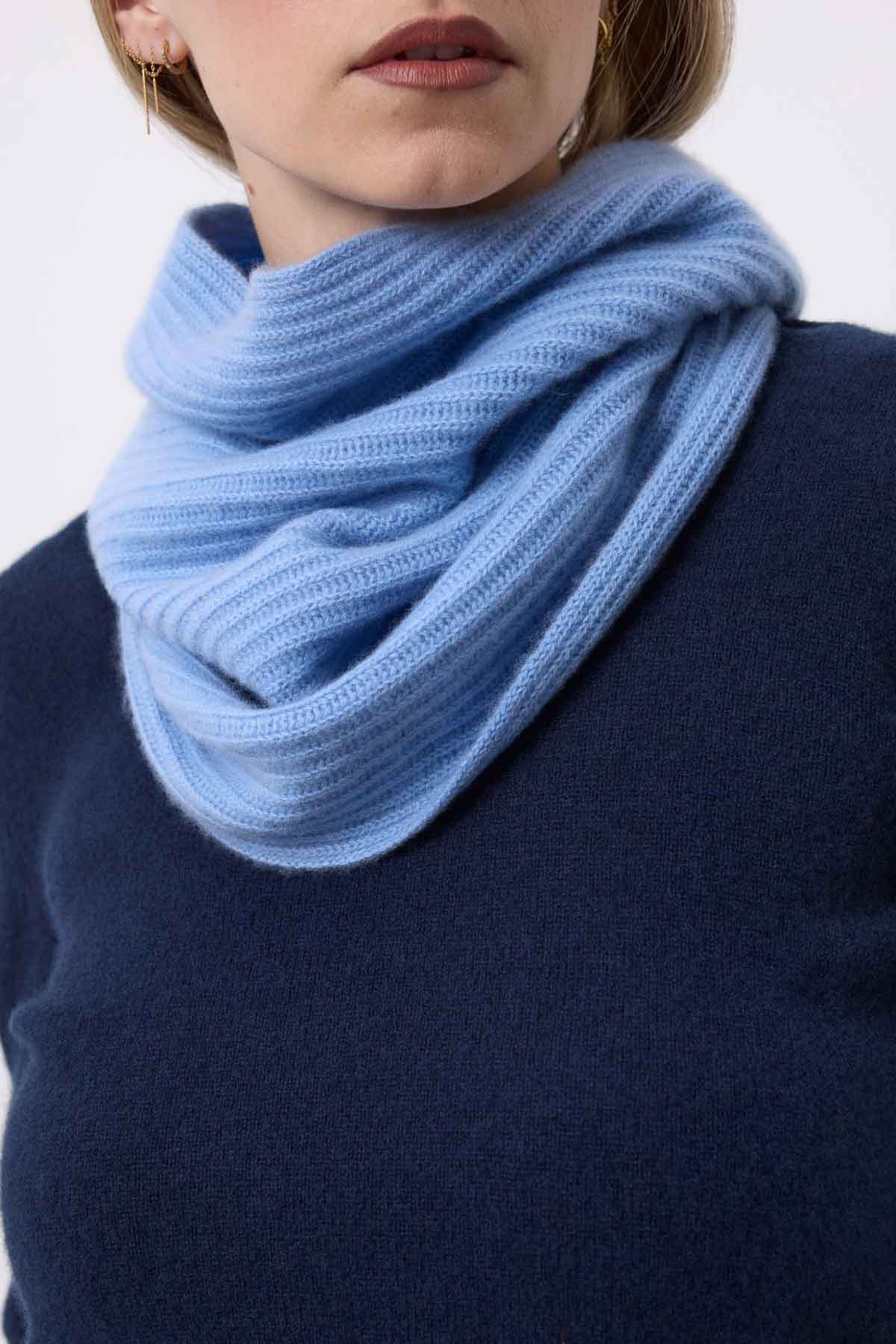 Col bleu ciel