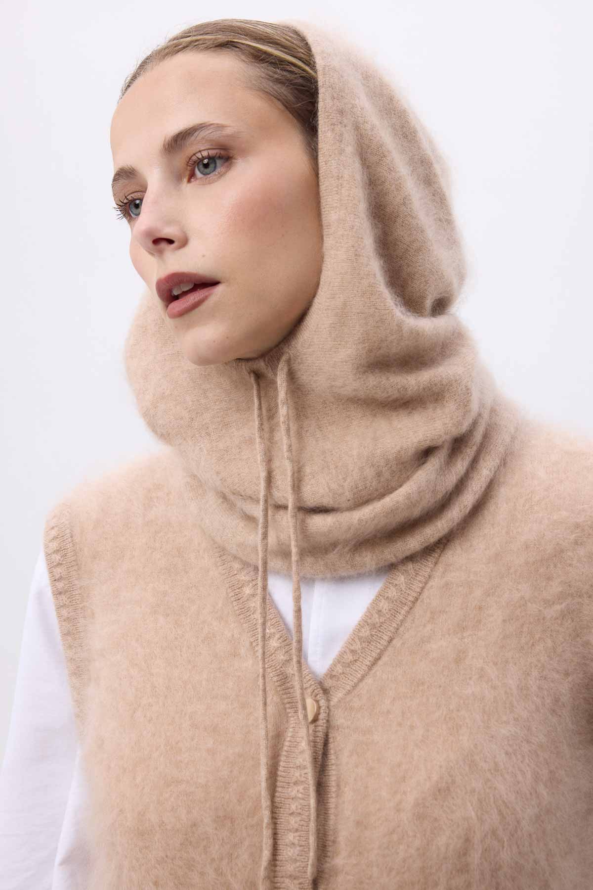 Feather beige creme