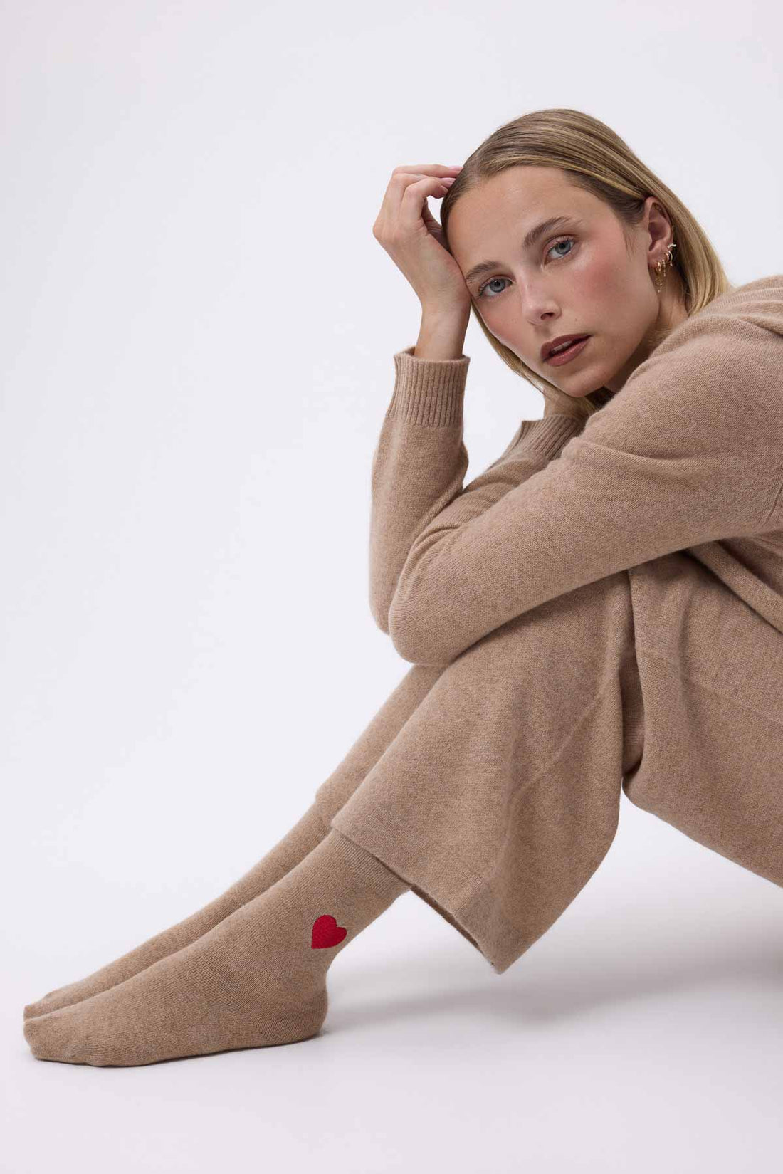 Love beige creme