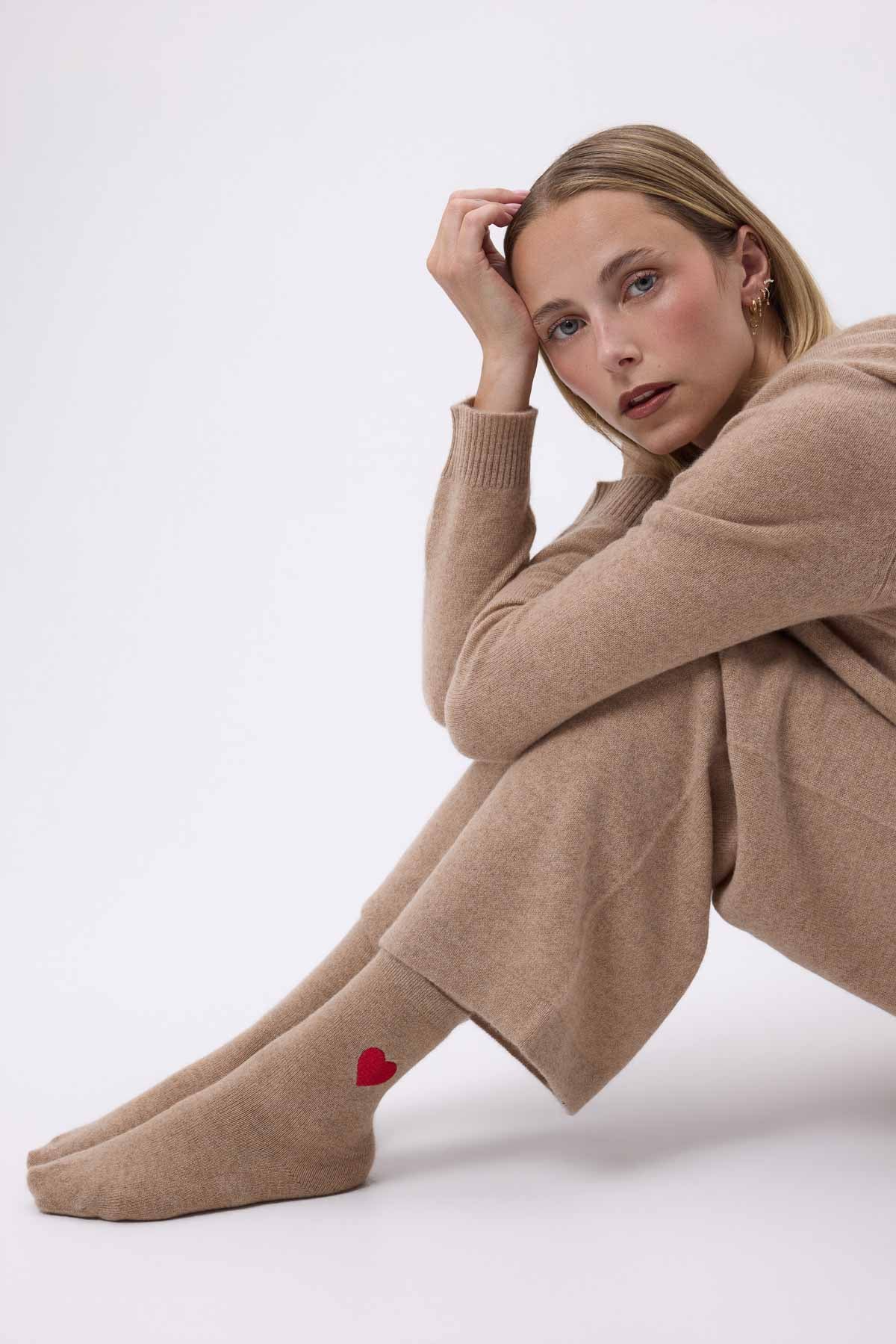 Love beige creme