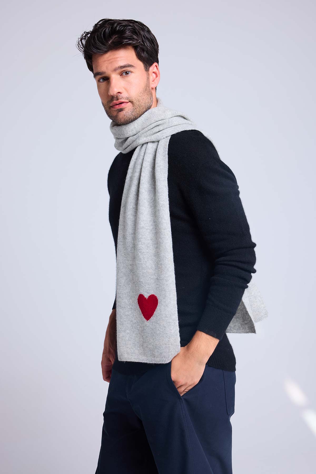 Echarpe gris clair rouge