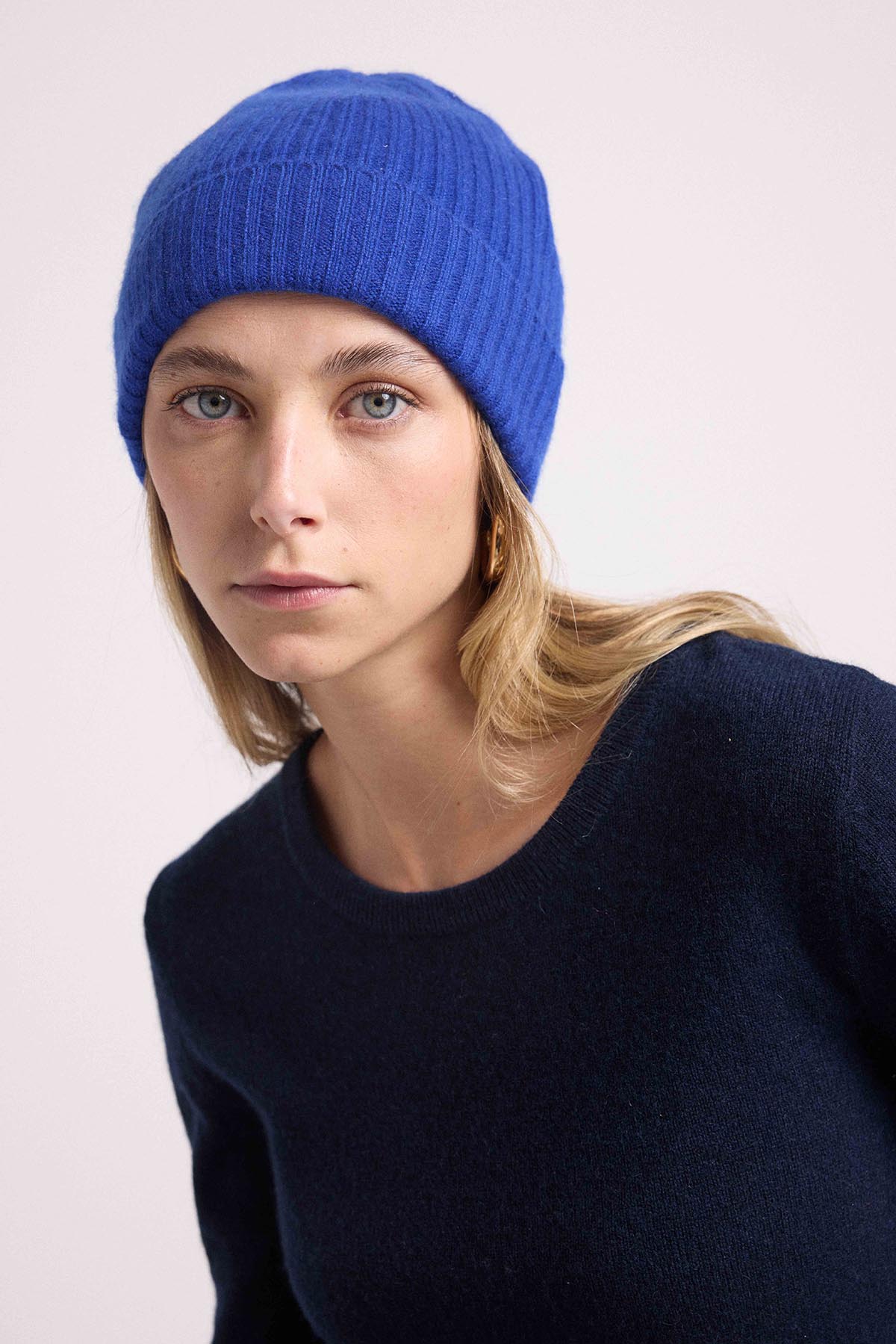 Bonnet bleu roi