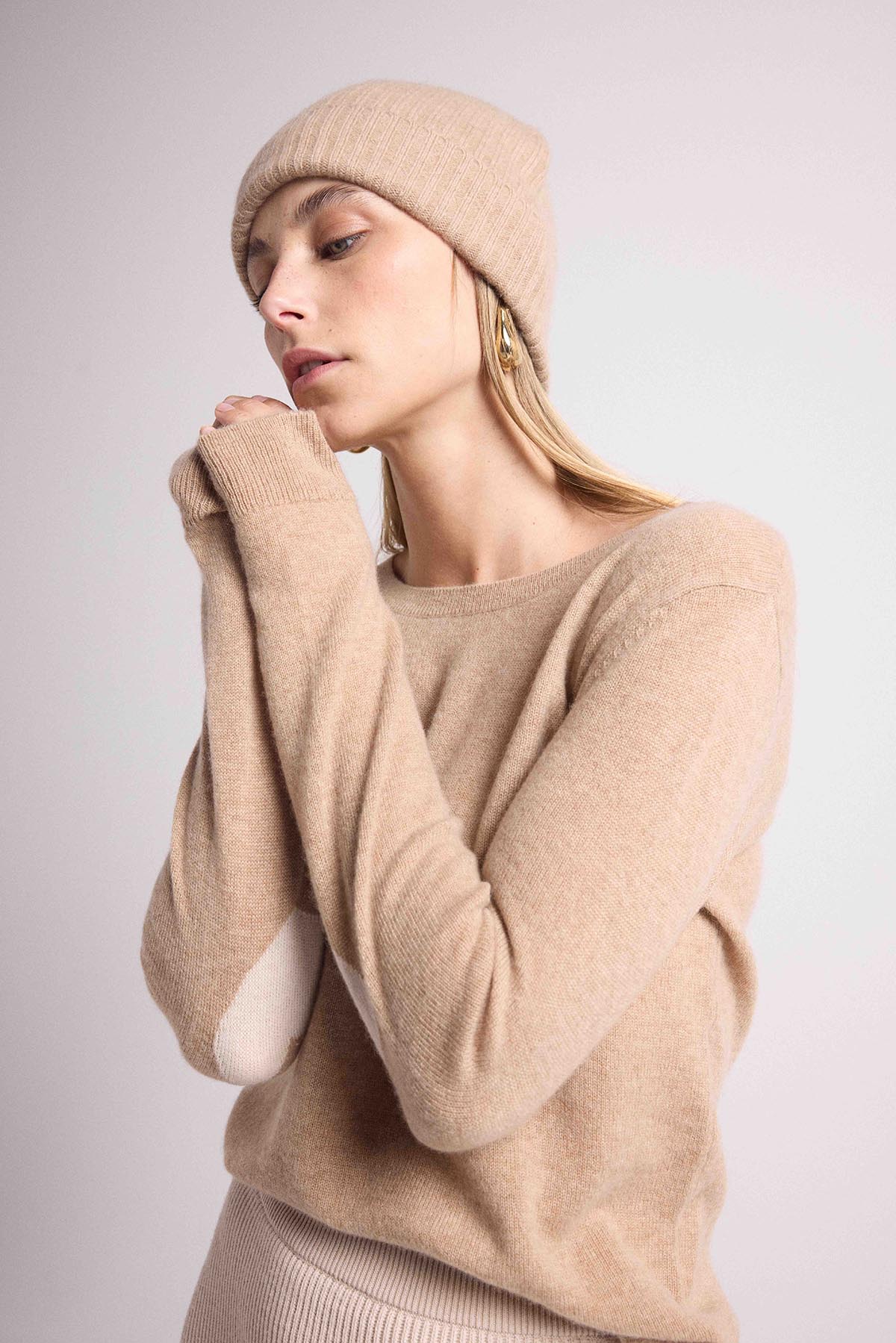 Bonnet beige crème