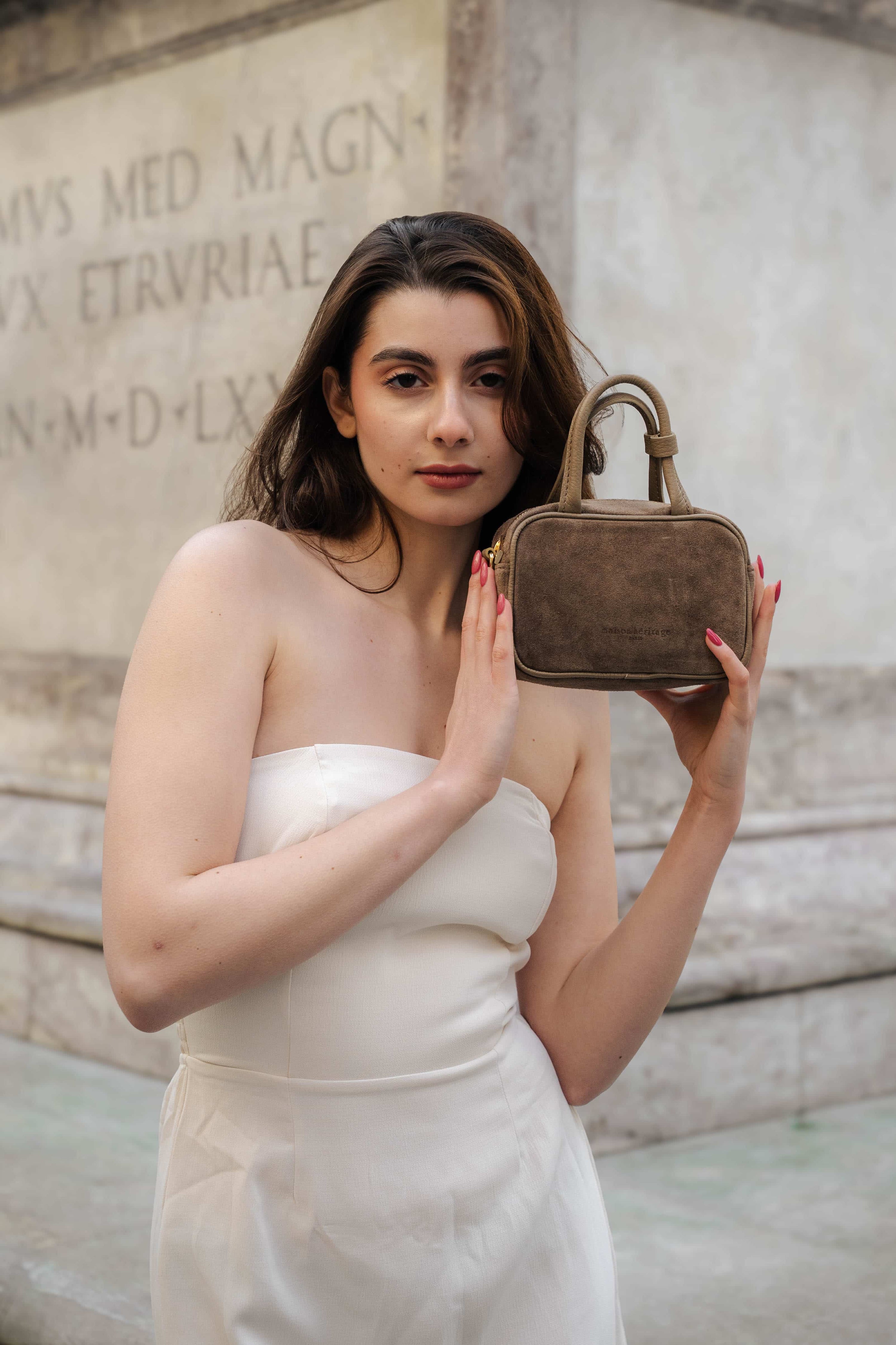 Alba Suede Taupe