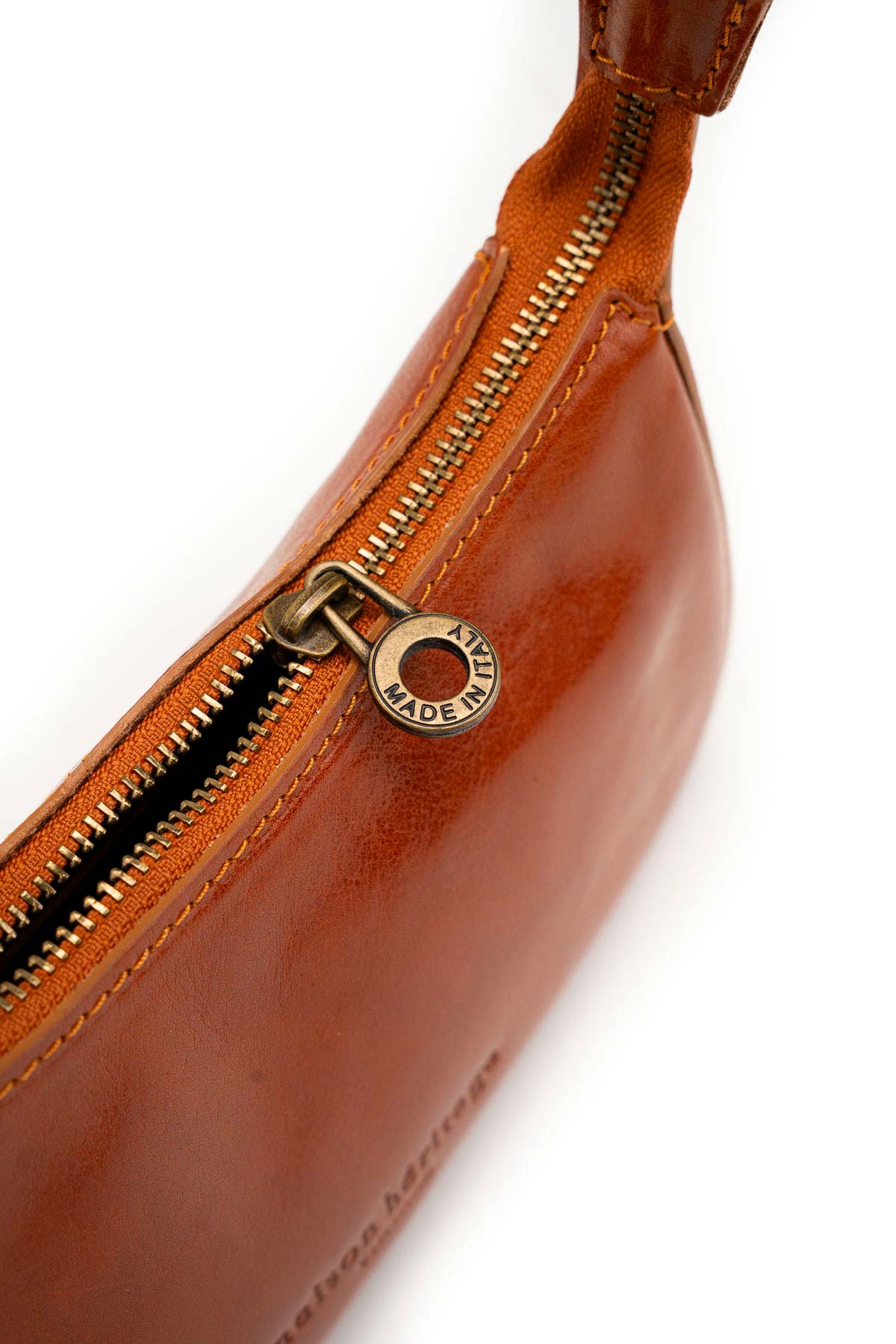 Ezra Vintage Camel