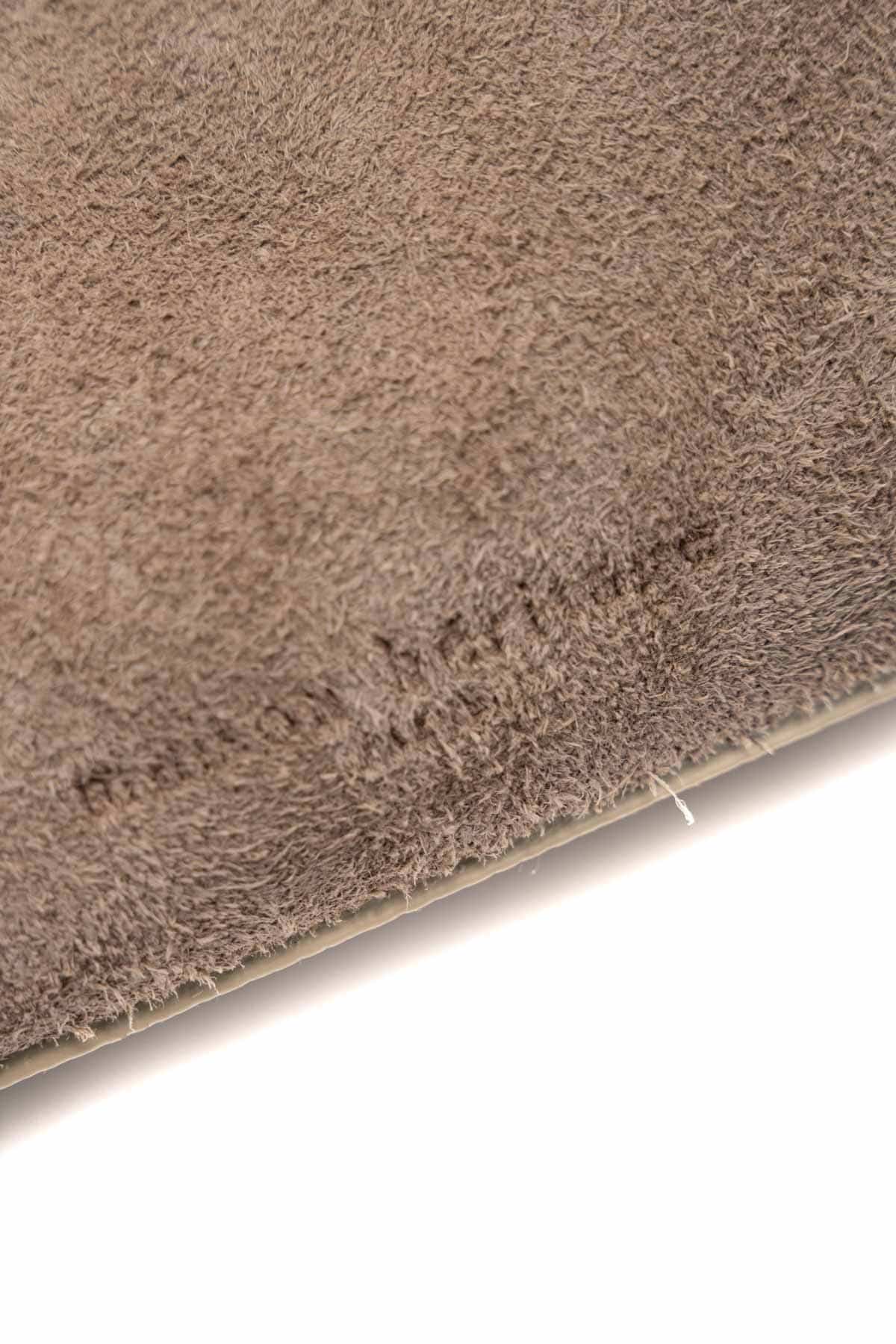 Gini Taupe
