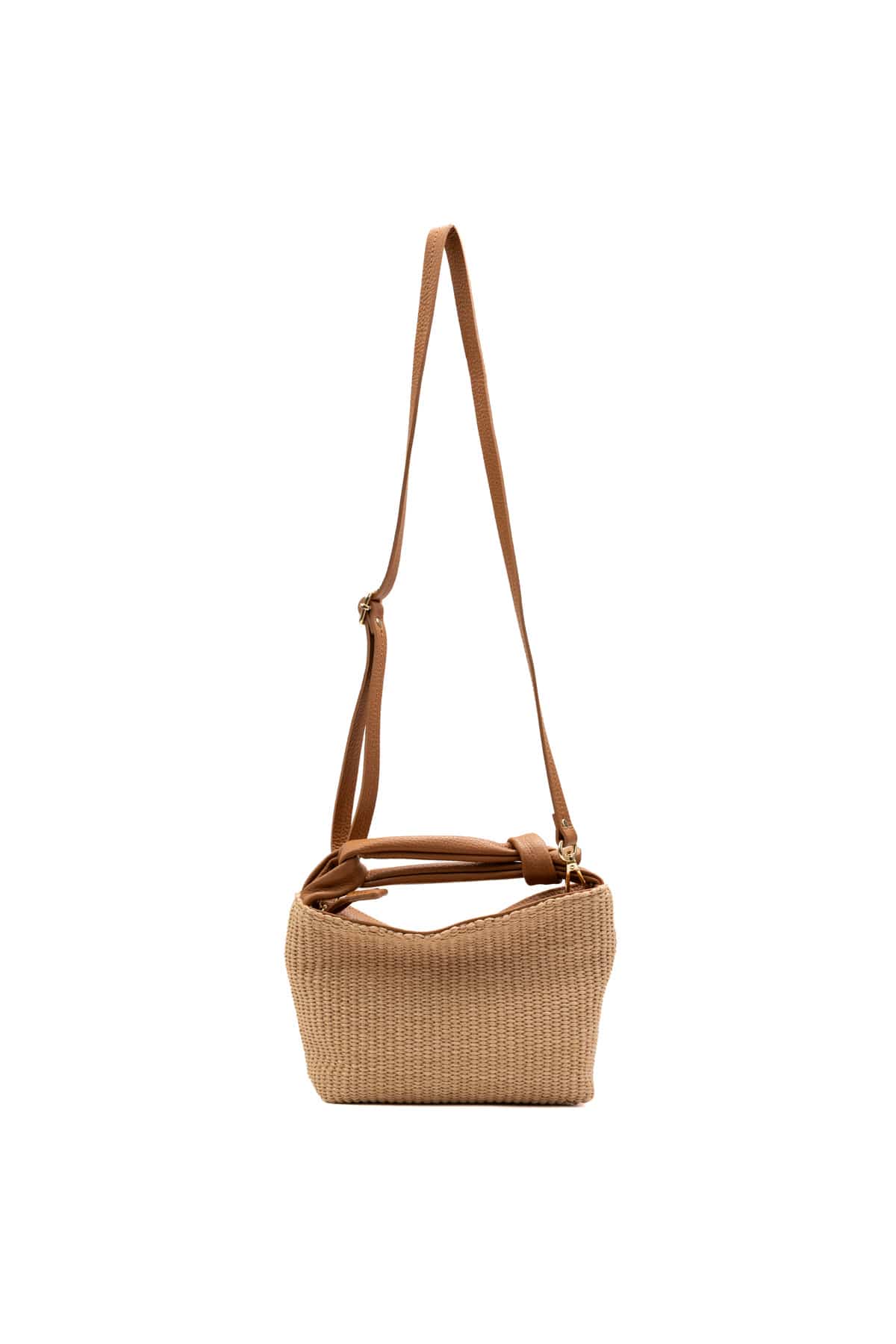 Lucia Camel