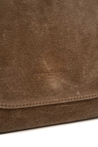 Otia Taupe