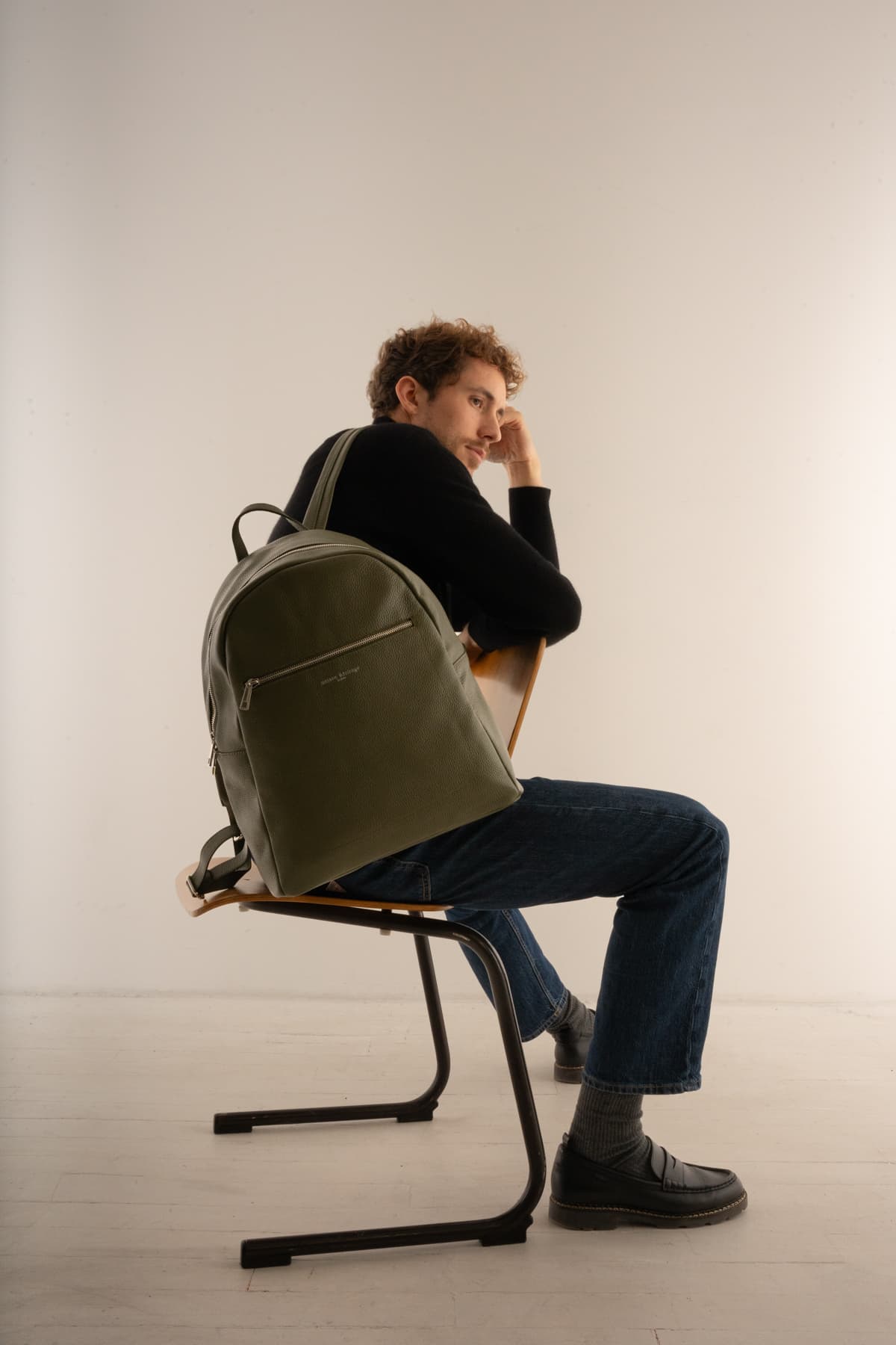 Jonas Vert Olive