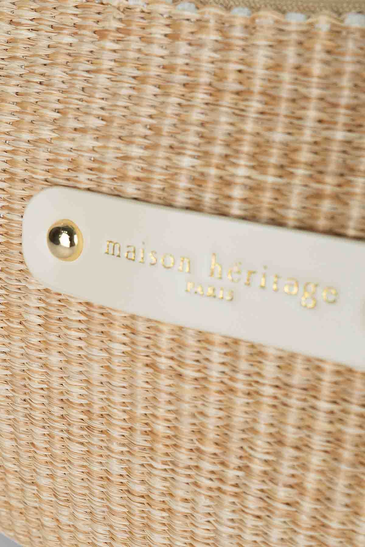 Nora Beige
