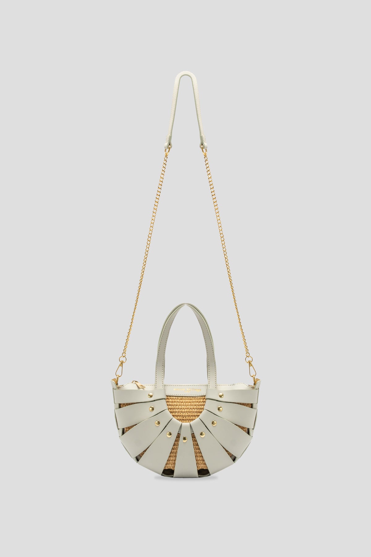 SAC A MAIN - AKI