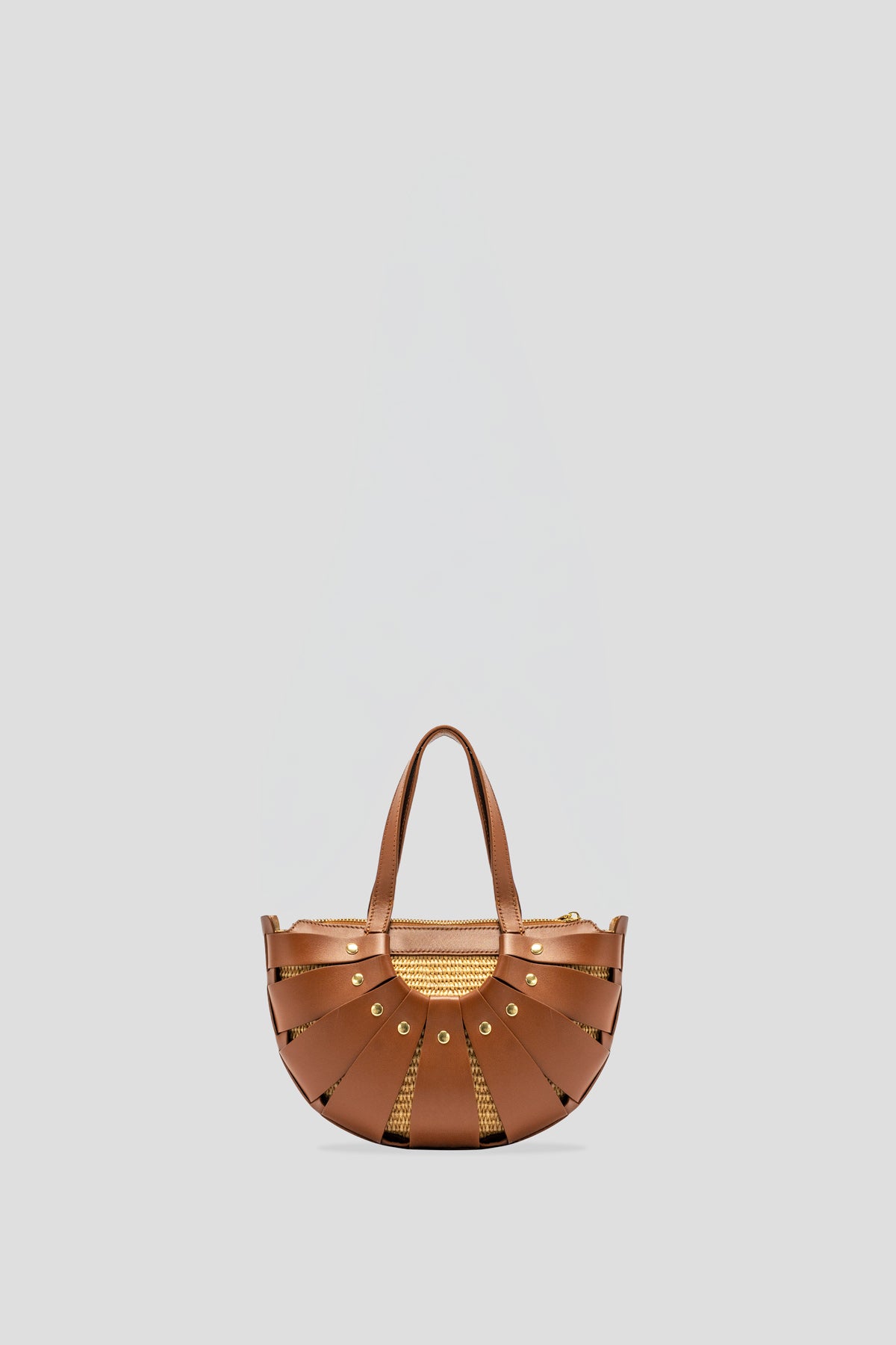 SAC A MAIN - AKI