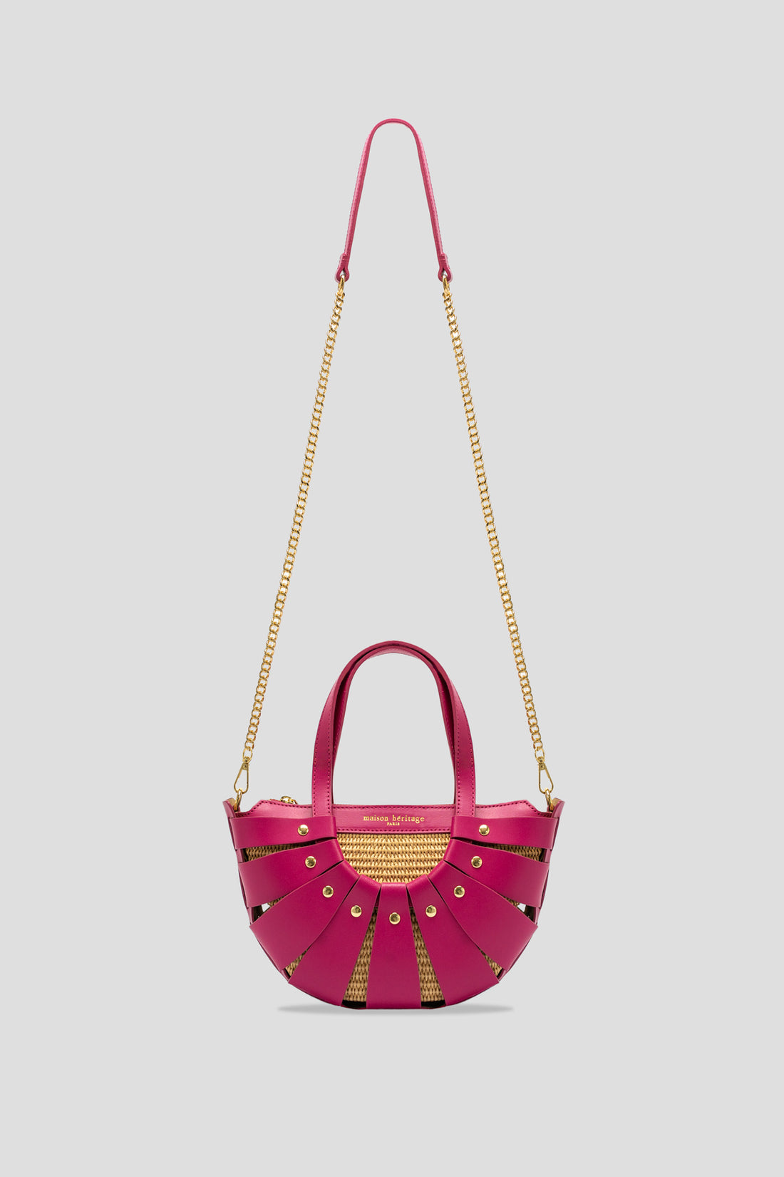 SAC A MAIN - AKI