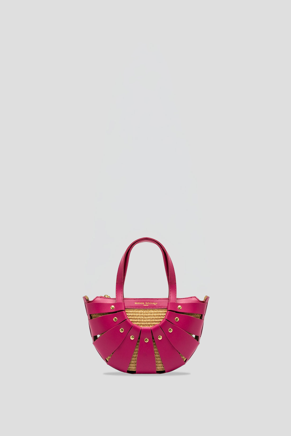 SAC A MAIN - AKI