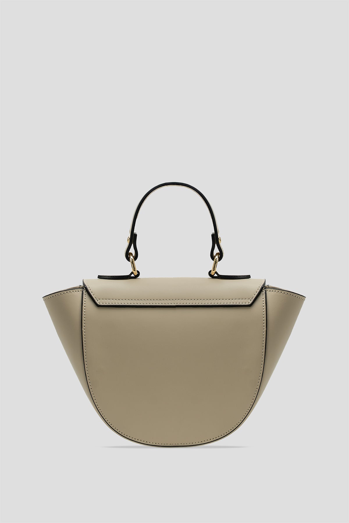 SAC A MAIN - NISA