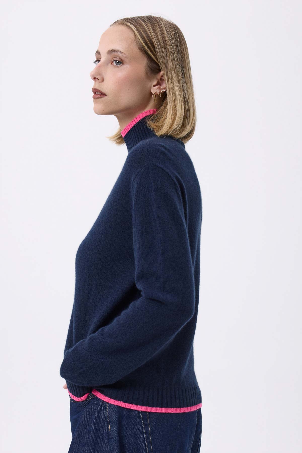 Mona bleu marine rose fluo