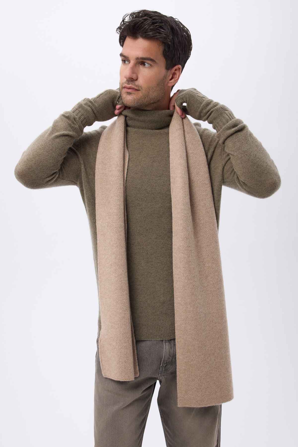 Nuance beige creme-vert khaki