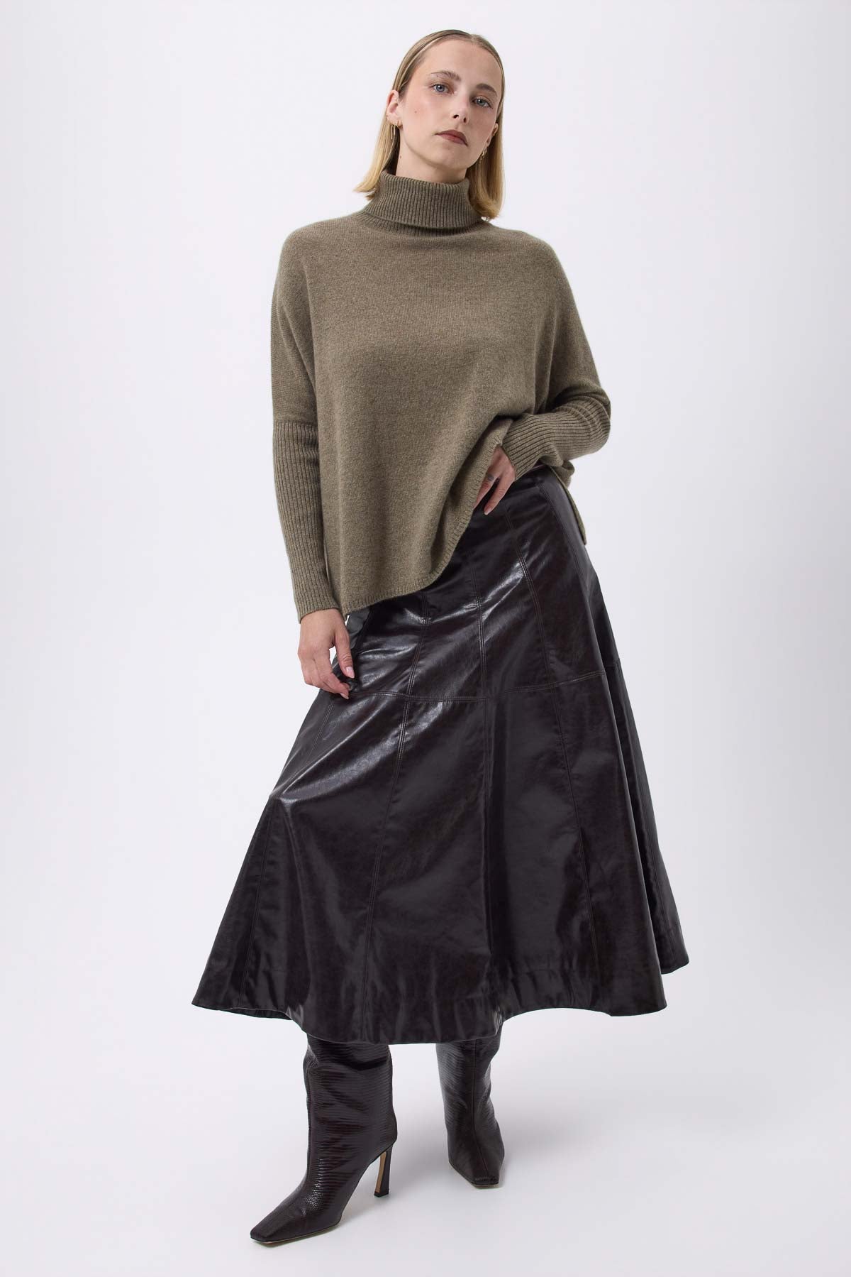 Rolanda vert khaki boutons dores