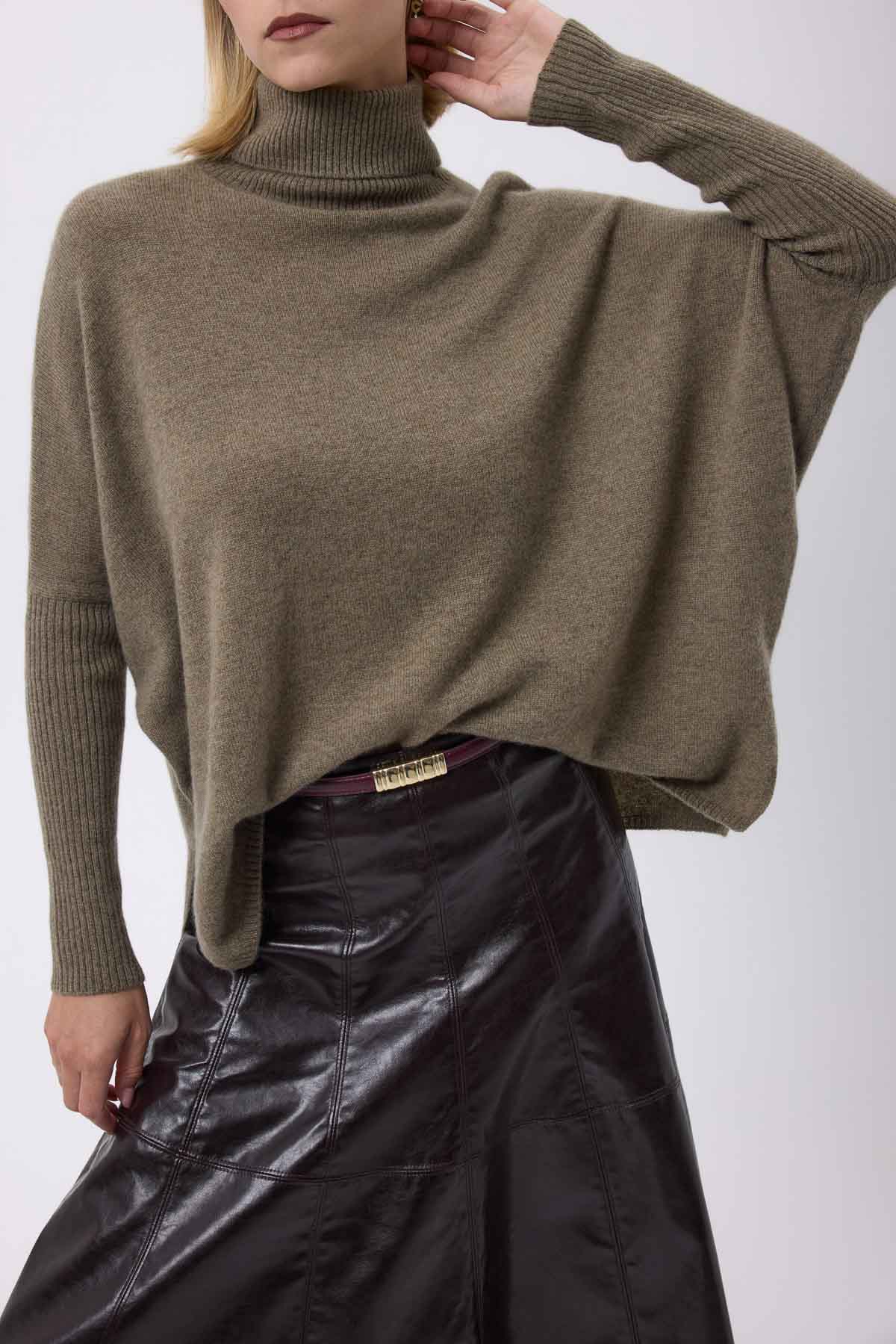 Rolanda vert khaki boutons dores