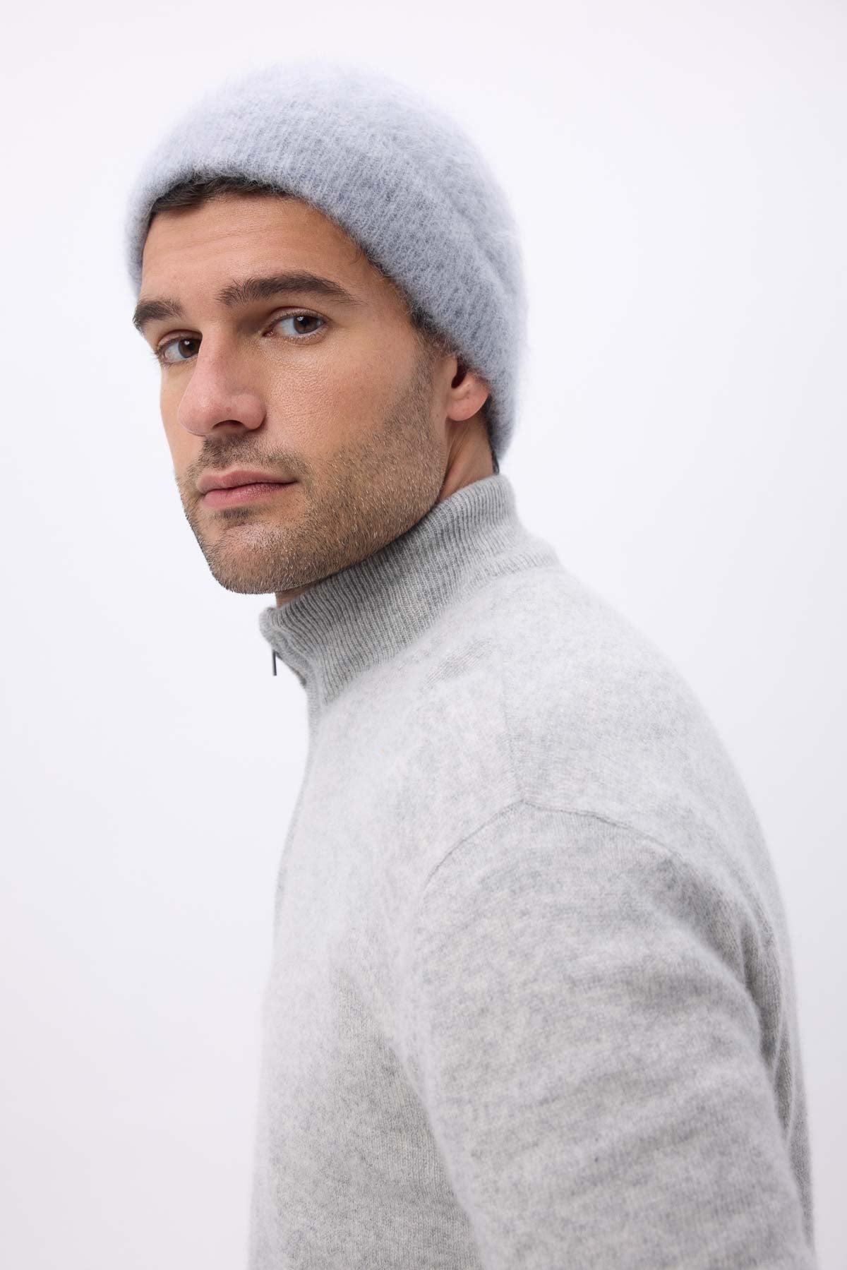 Soren gris clair