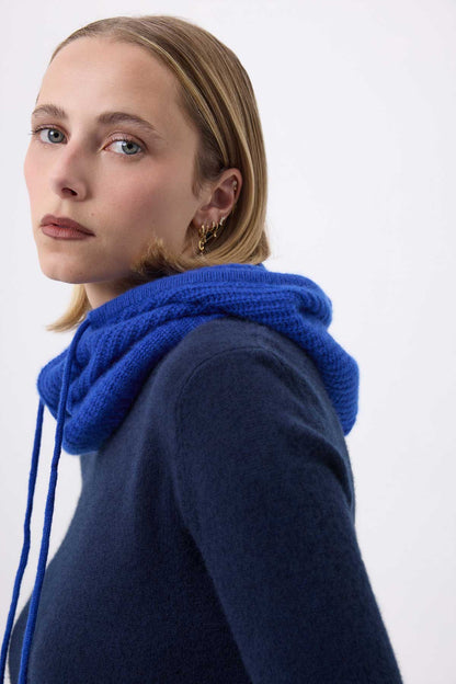Tessa bleu roi