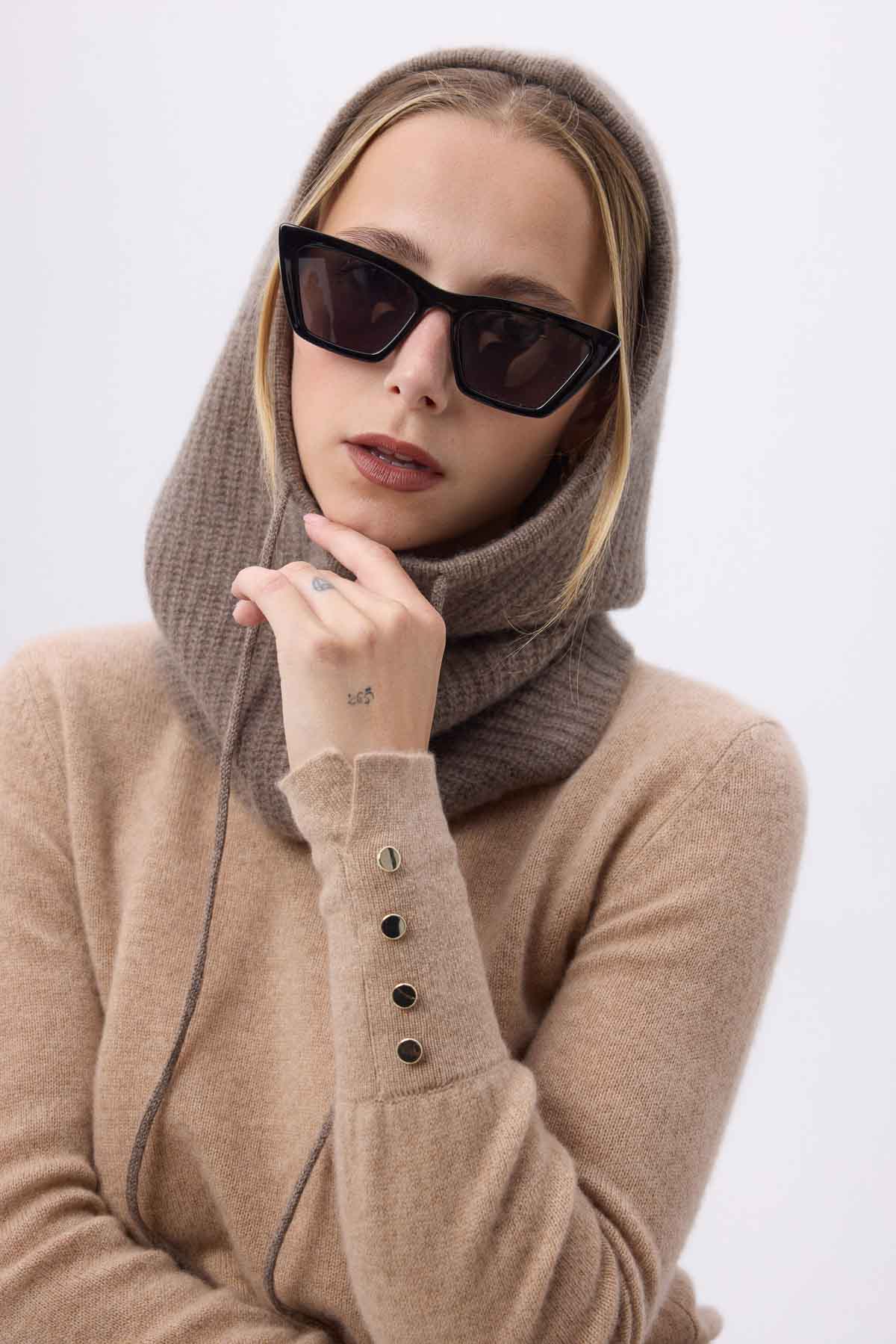 Tessa noisette