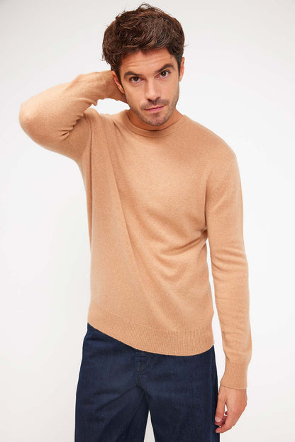 Zach beige