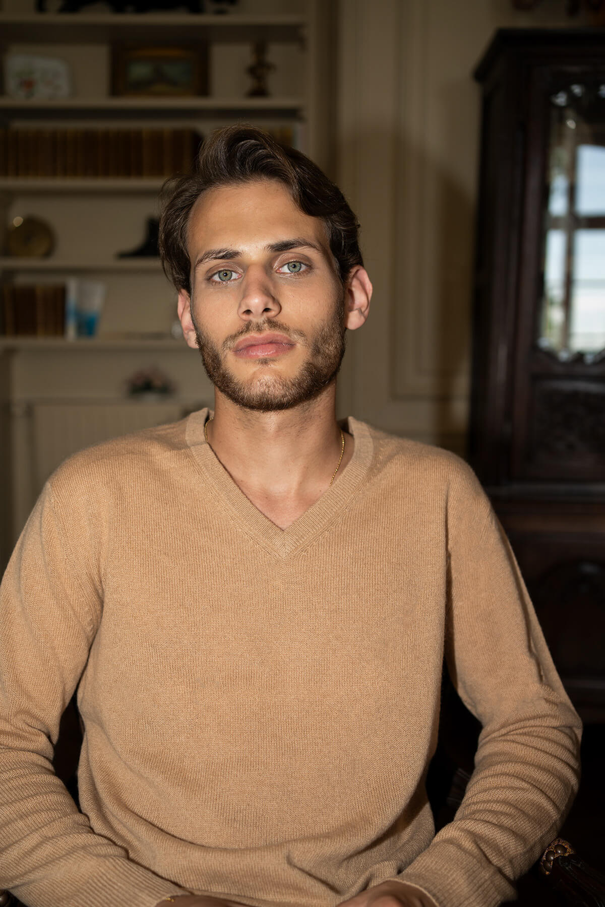 Zaher beige