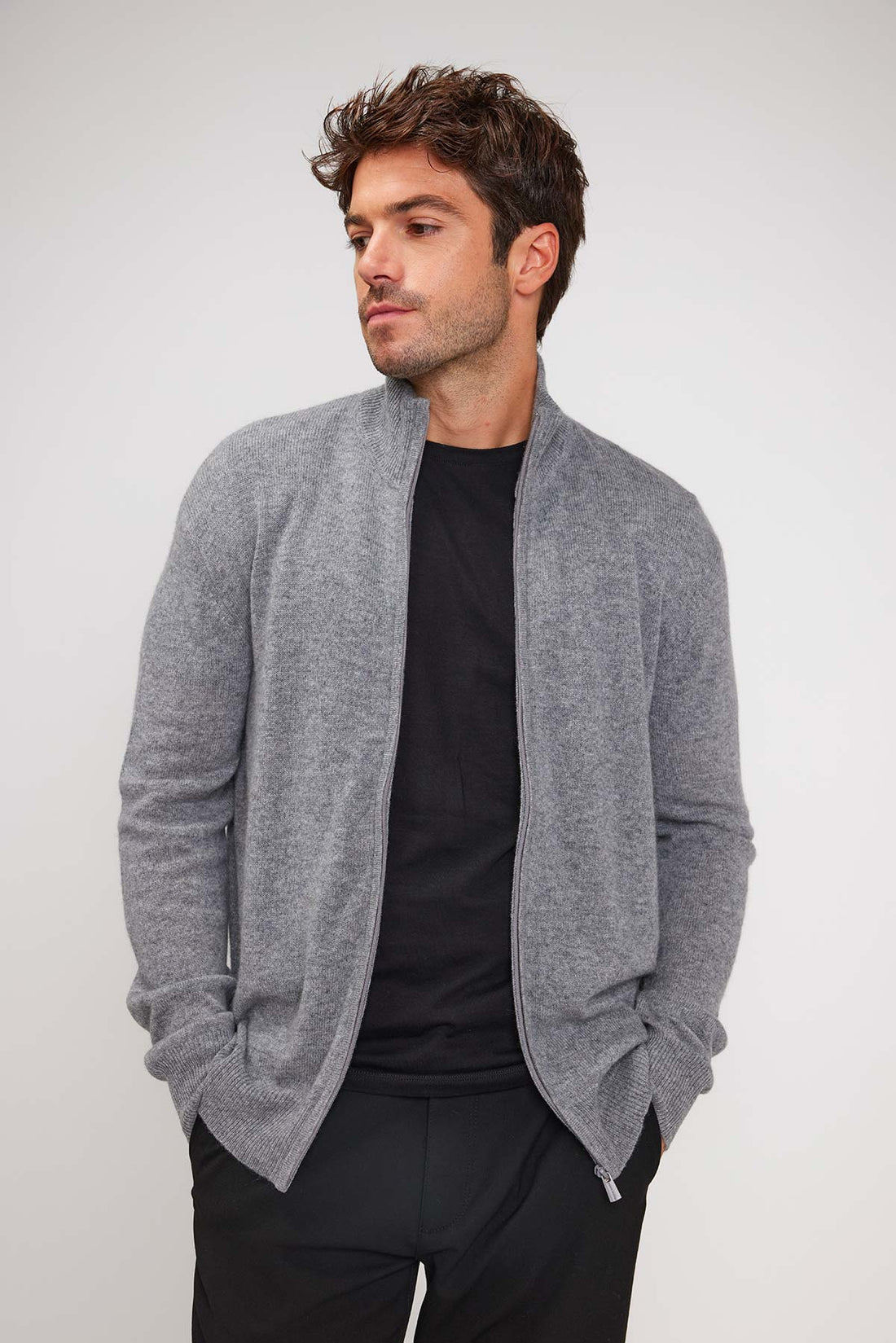 Zamil gris foncé