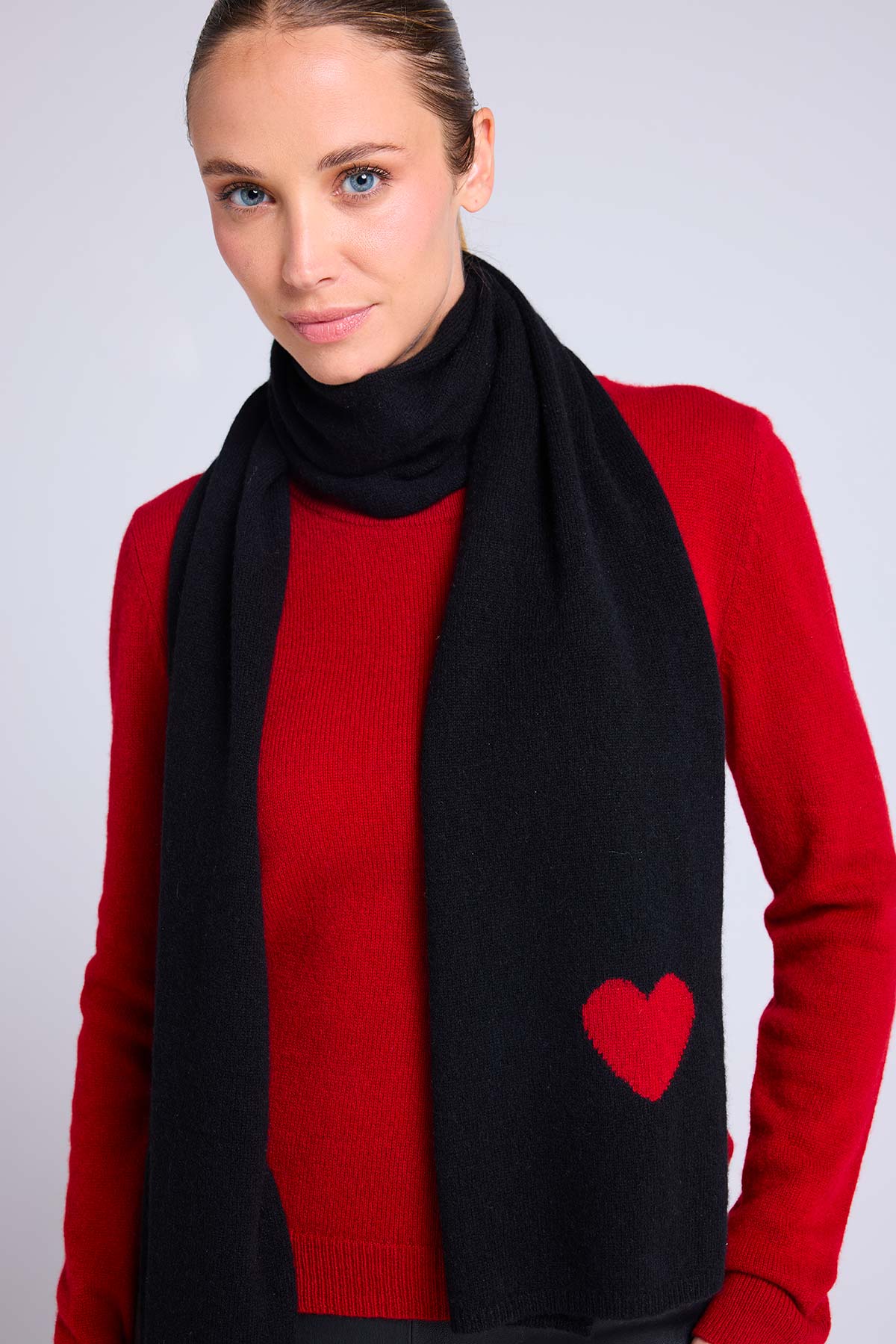 Echarpe noir rouge