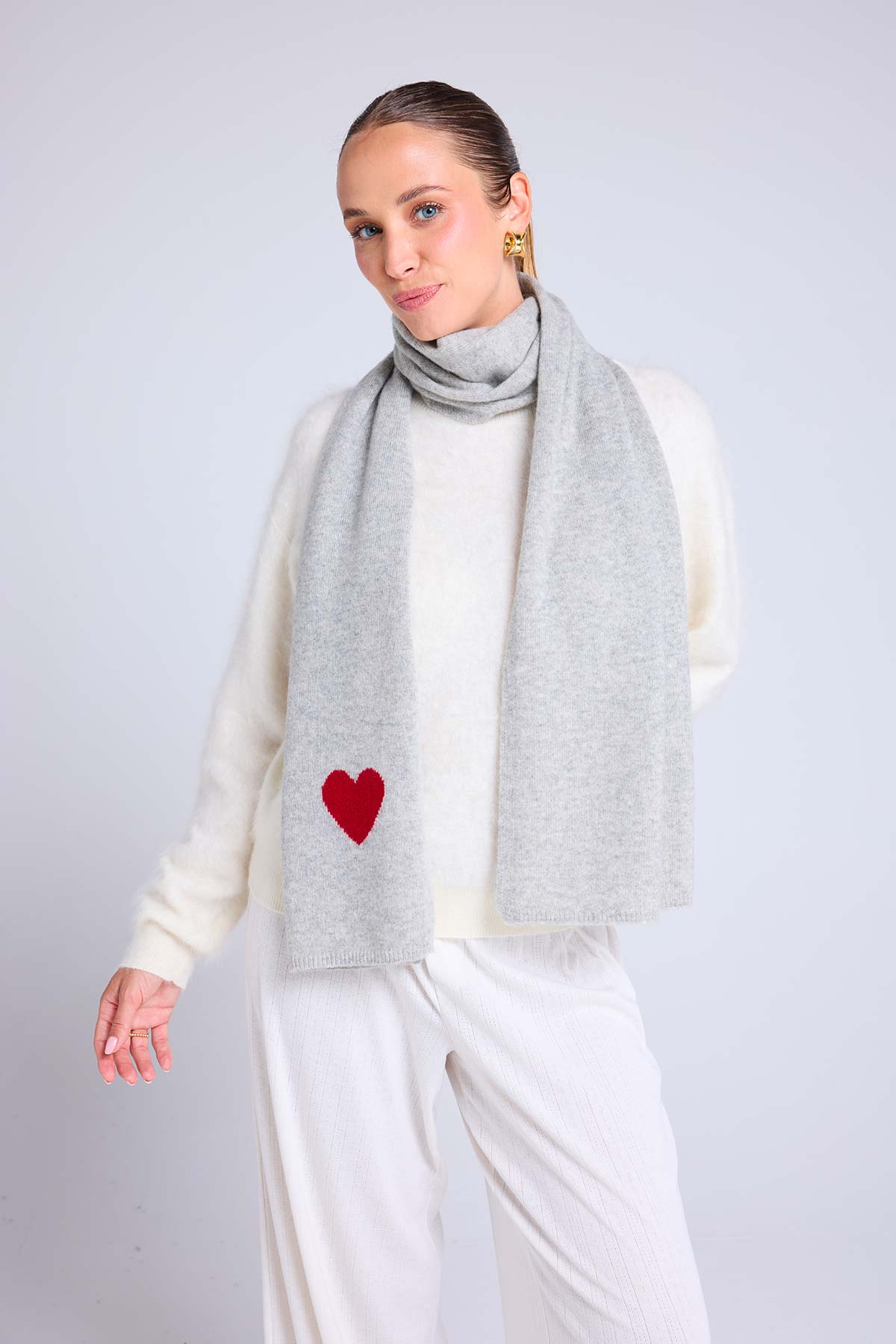 Echarpe gris clair rouge