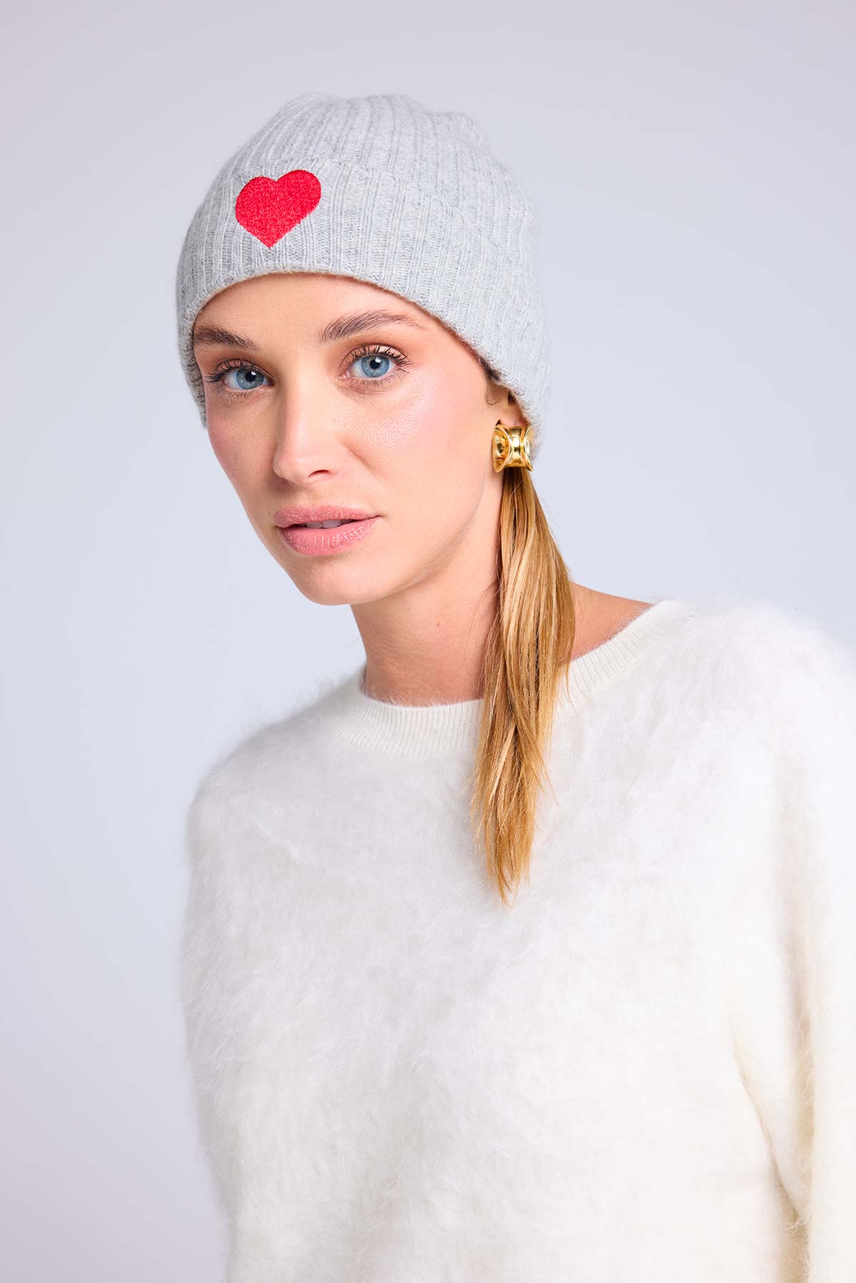 Bonnet gris clair rouge