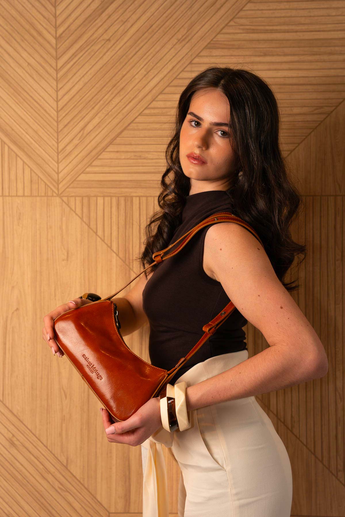 Ezra Vintage Camel